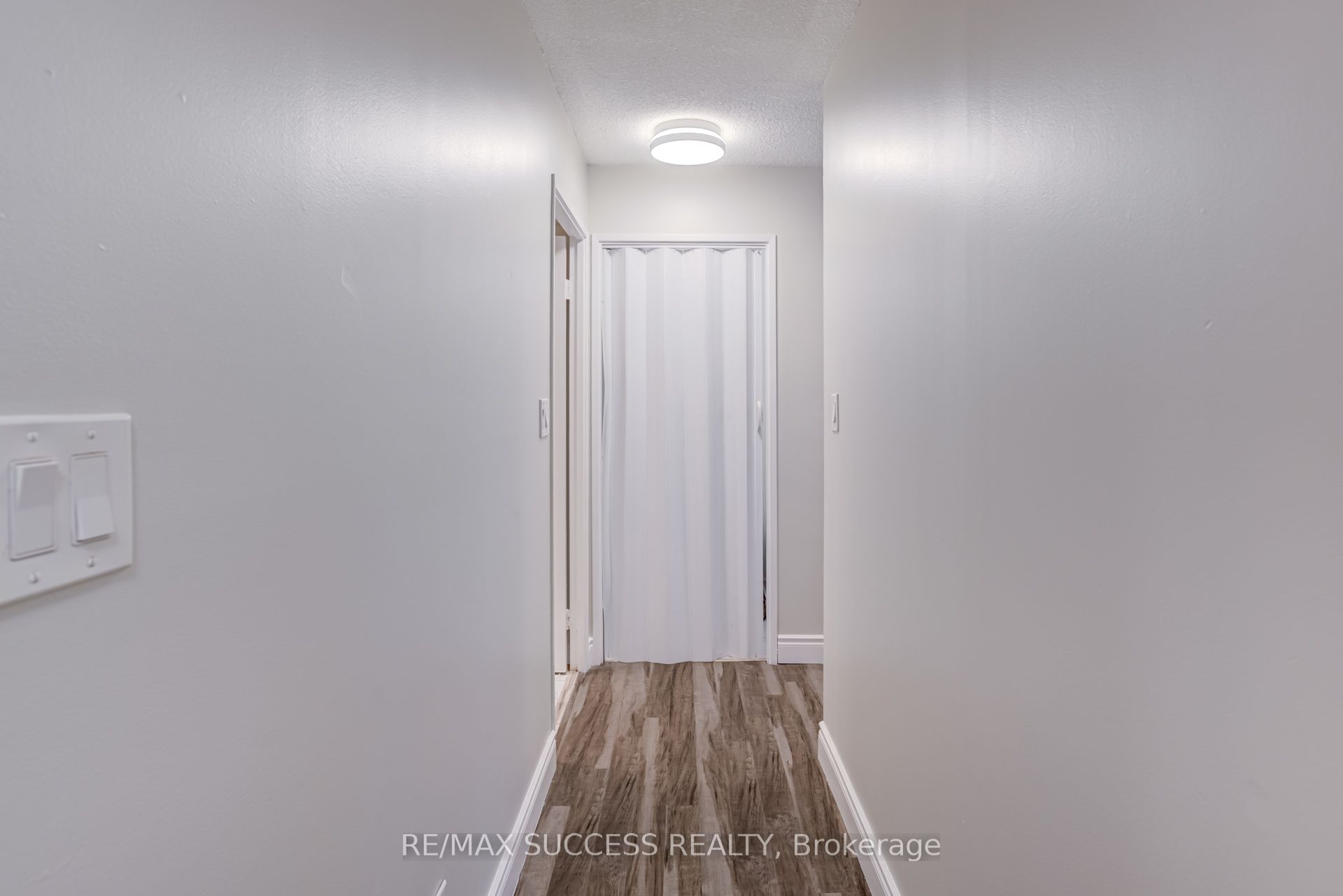 145 Hillcrest Avenue 713 Property Photo 19