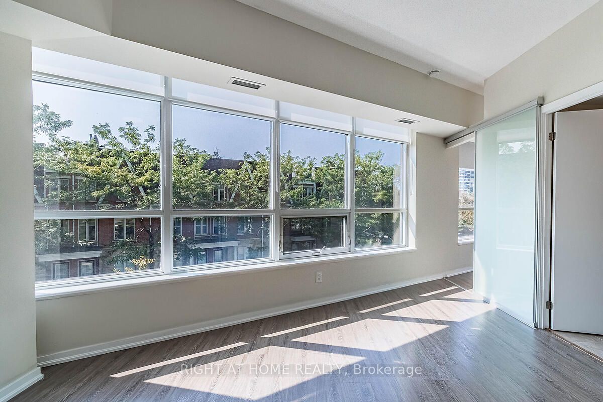 38 Joe Shuster Way 318 Property Photo 10