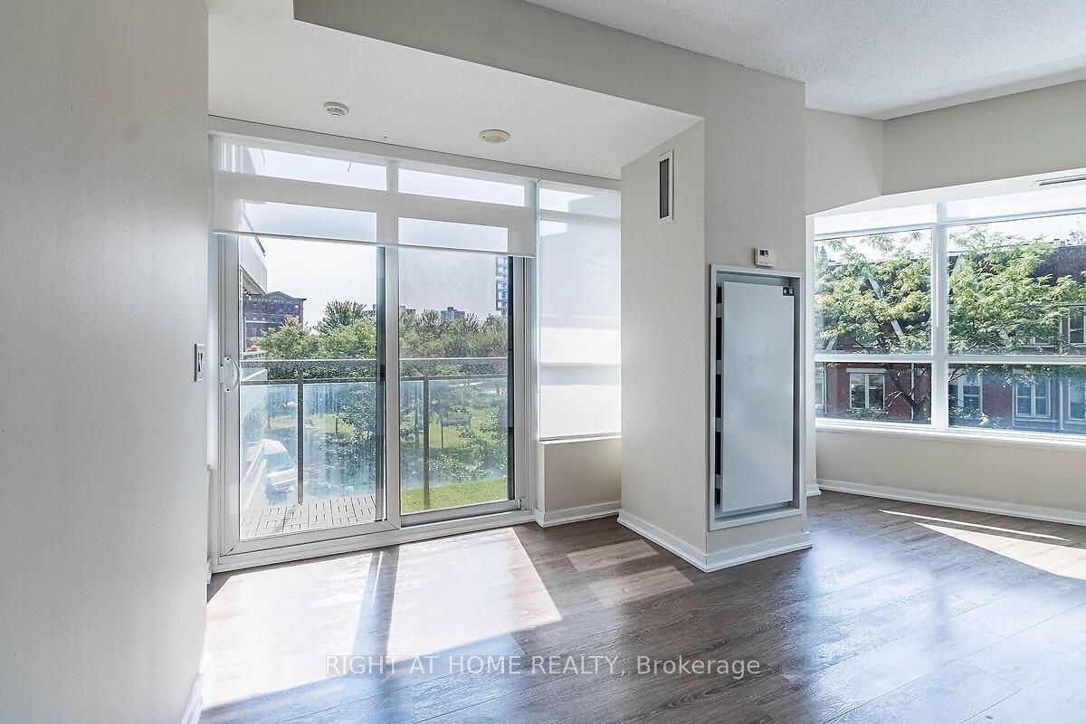 38 Joe Shuster Way 318 Property Photo 12