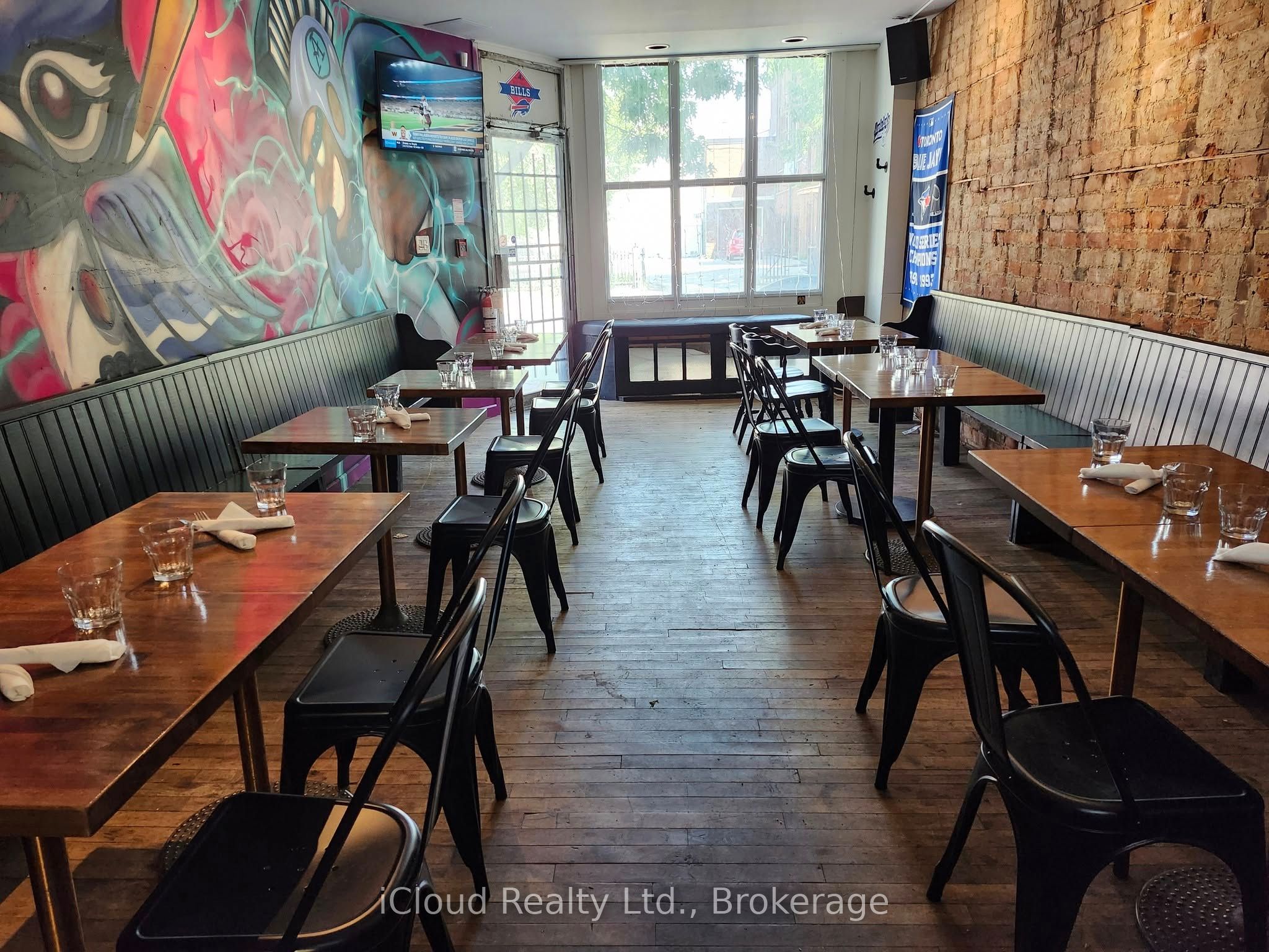 W12431555 Property Photo 7