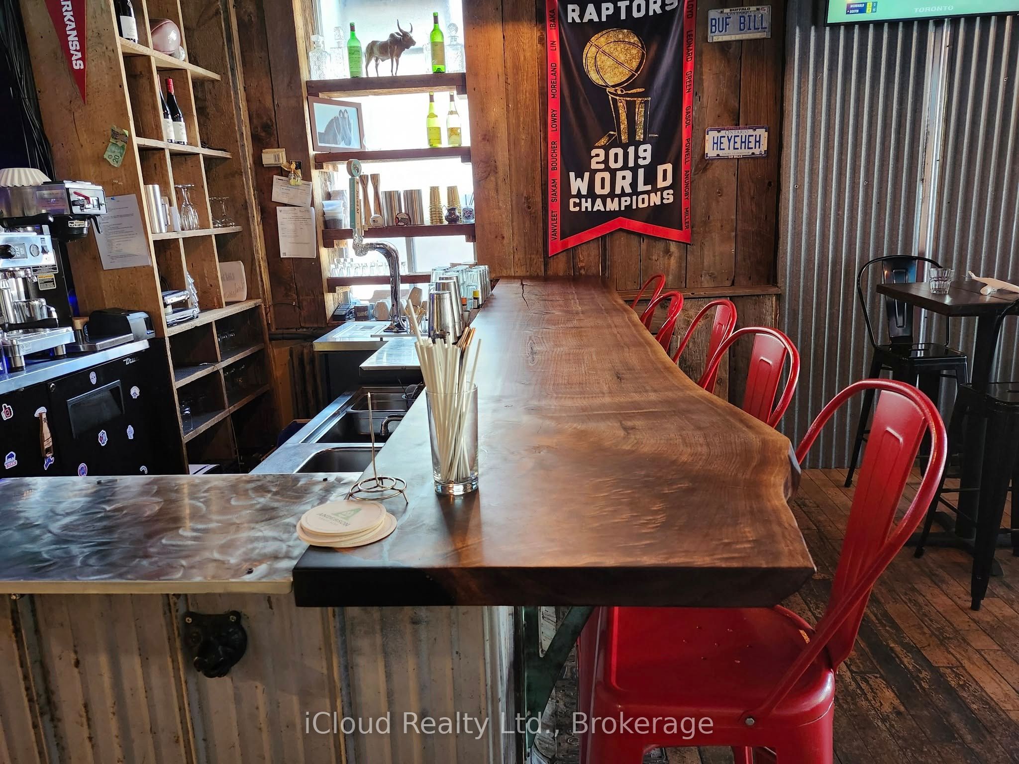 W12431555 Property Photo 14