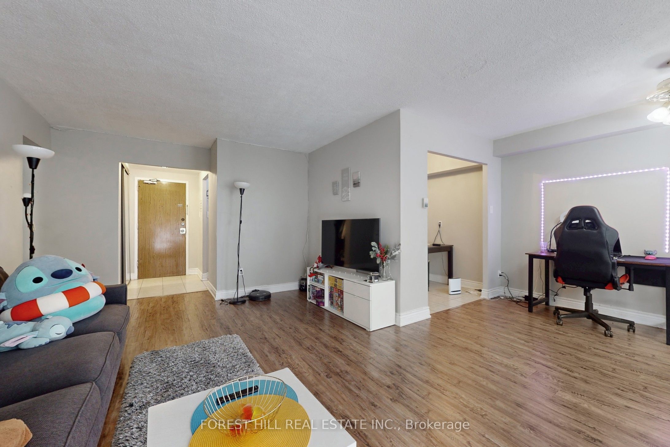 15 London Green Court 308 Property Photo 14