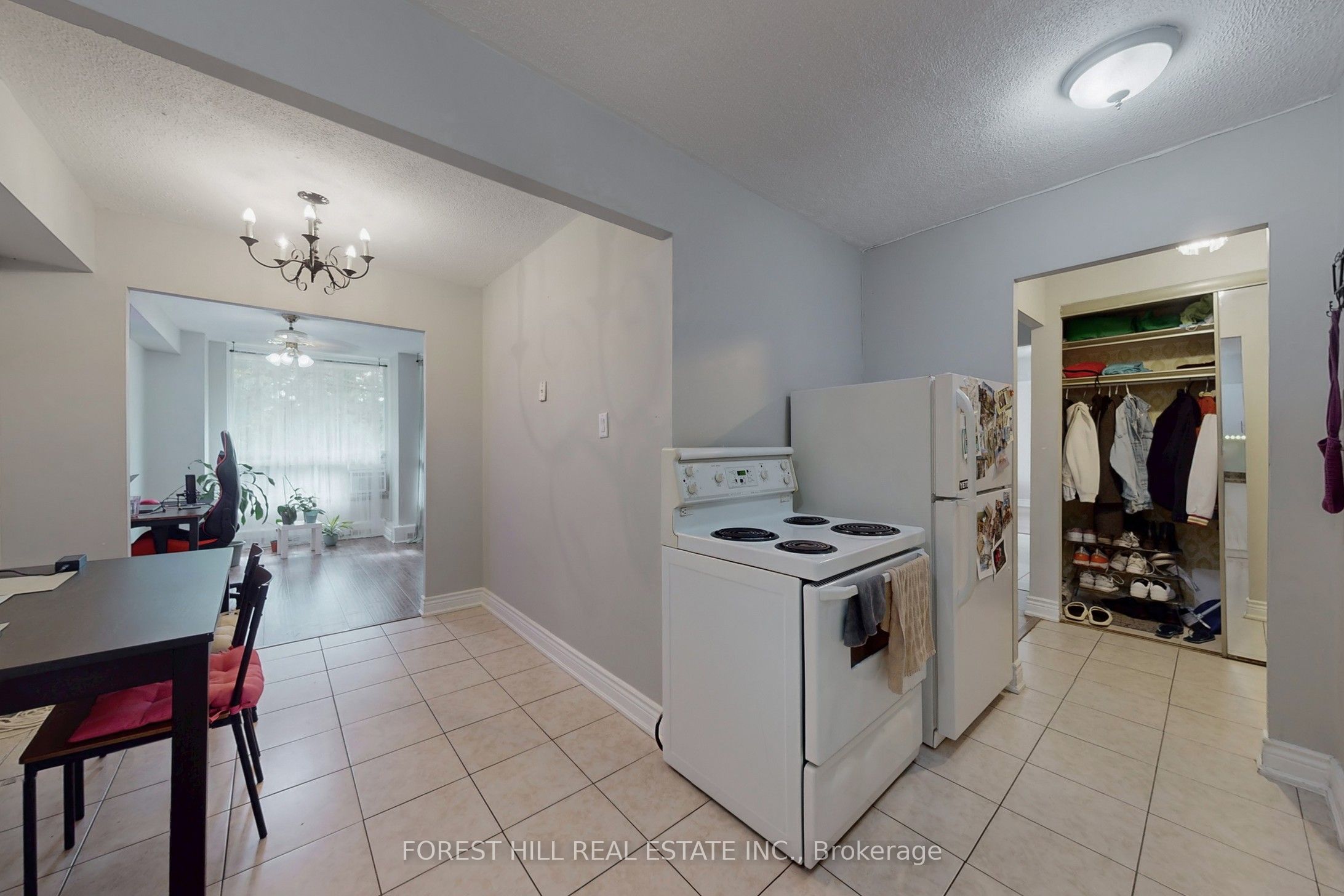 15 London Green Court 308 Property Photo 18