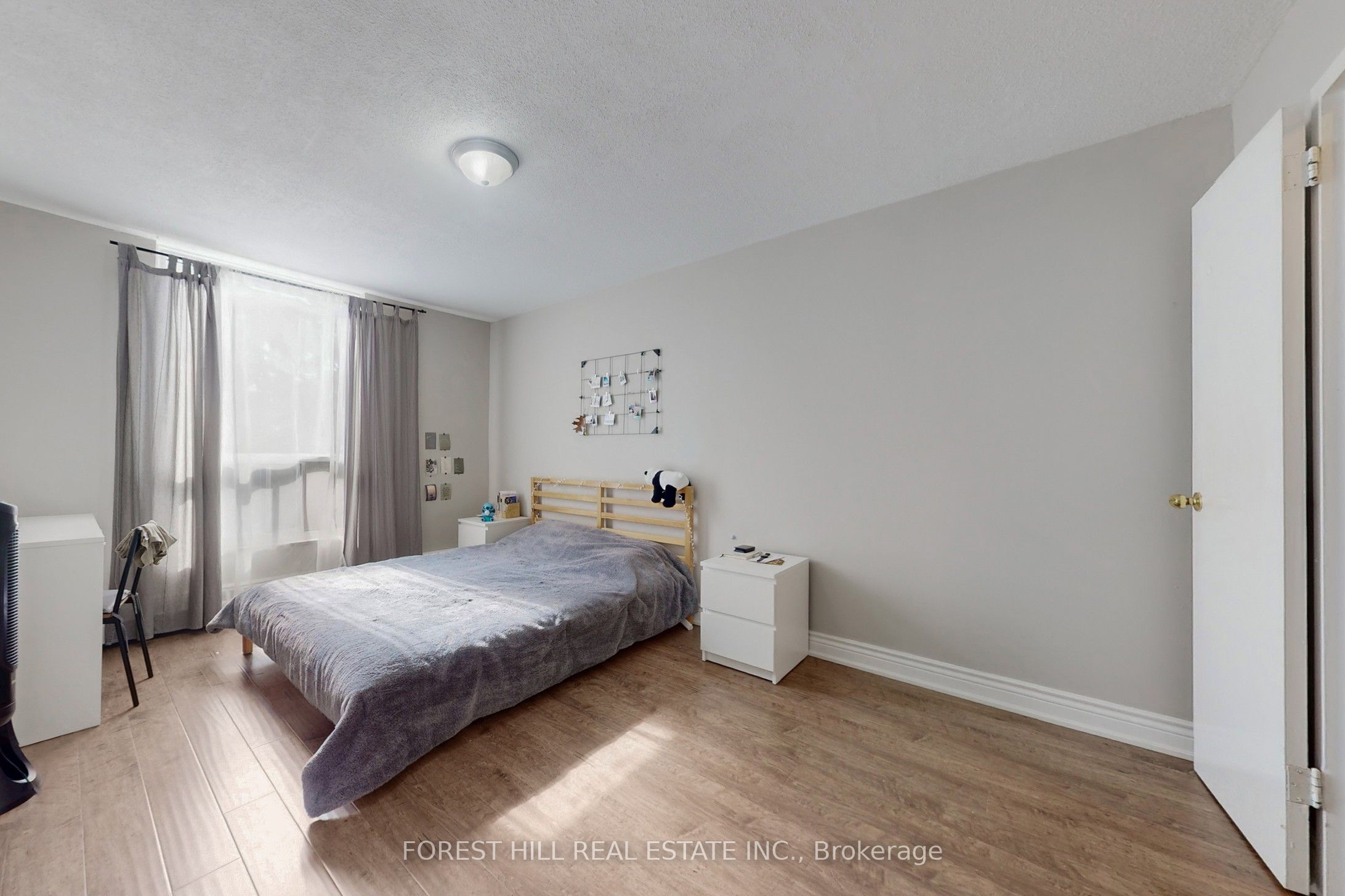 15 London Green Court 308 Property Photo 20