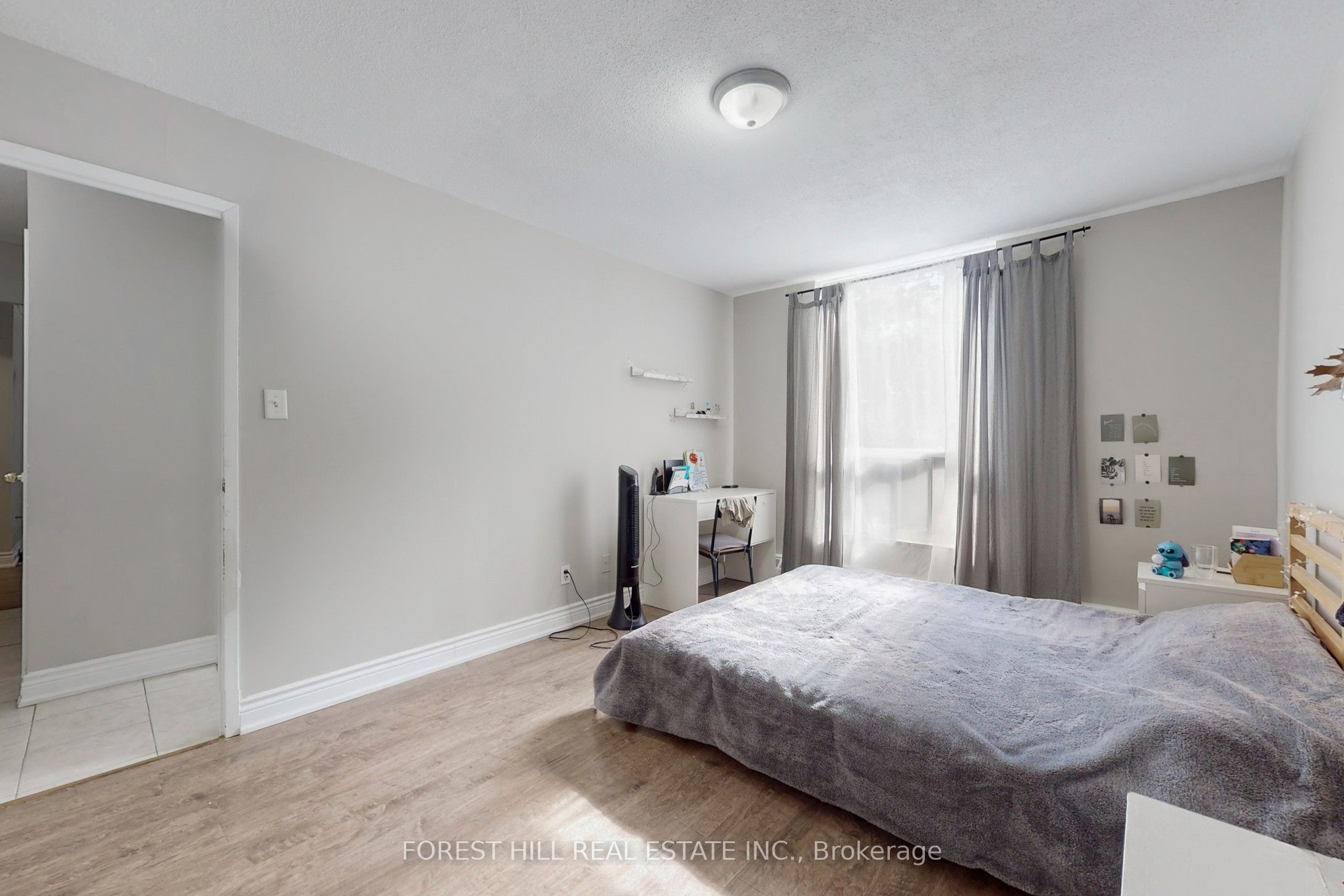 15 London Green Court 308 Property Photo 21