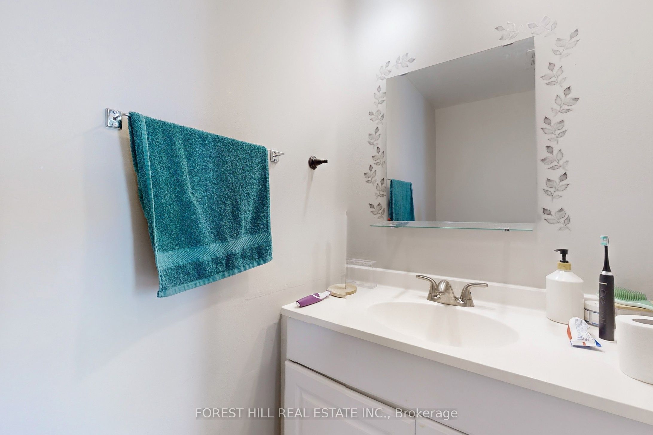 15 London Green Court 308 Property Photo 24