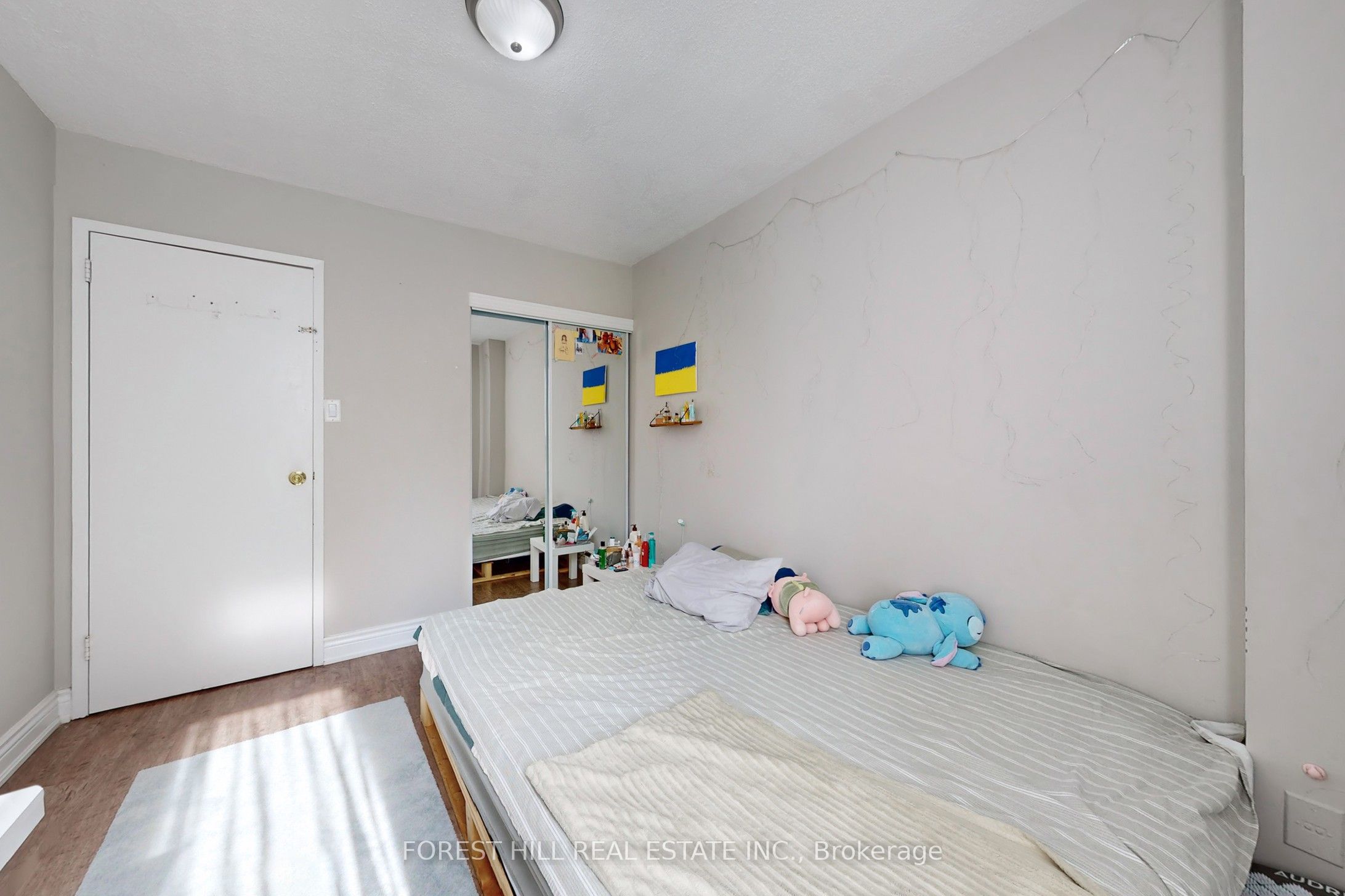 15 London Green Court 308 Property Photo 27