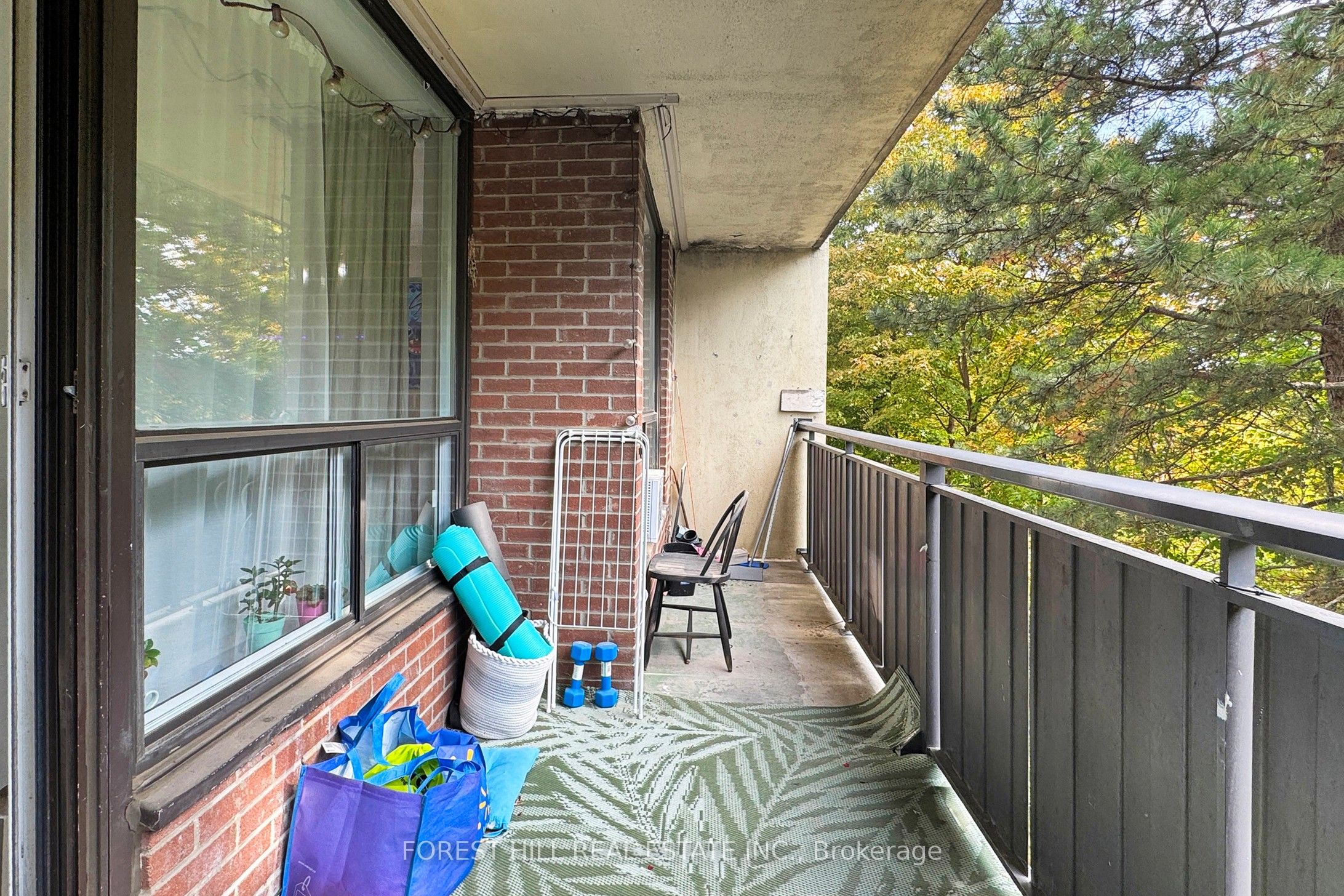 15 London Green Court 308 Property Photo 30