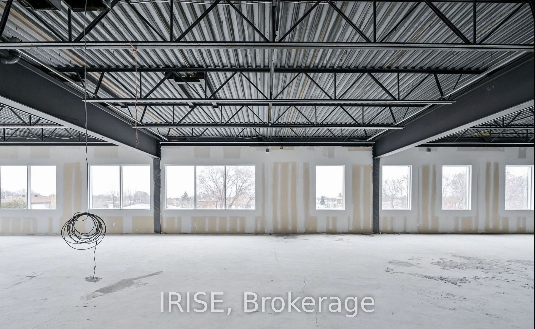 358 Speers Rd Property Photo 10