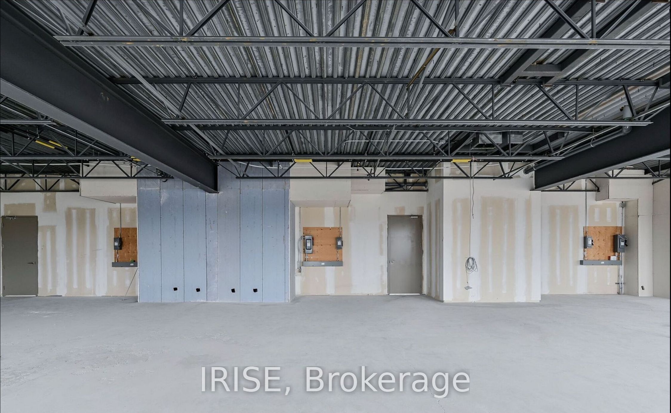 358 Speers Rd Property Photo 15