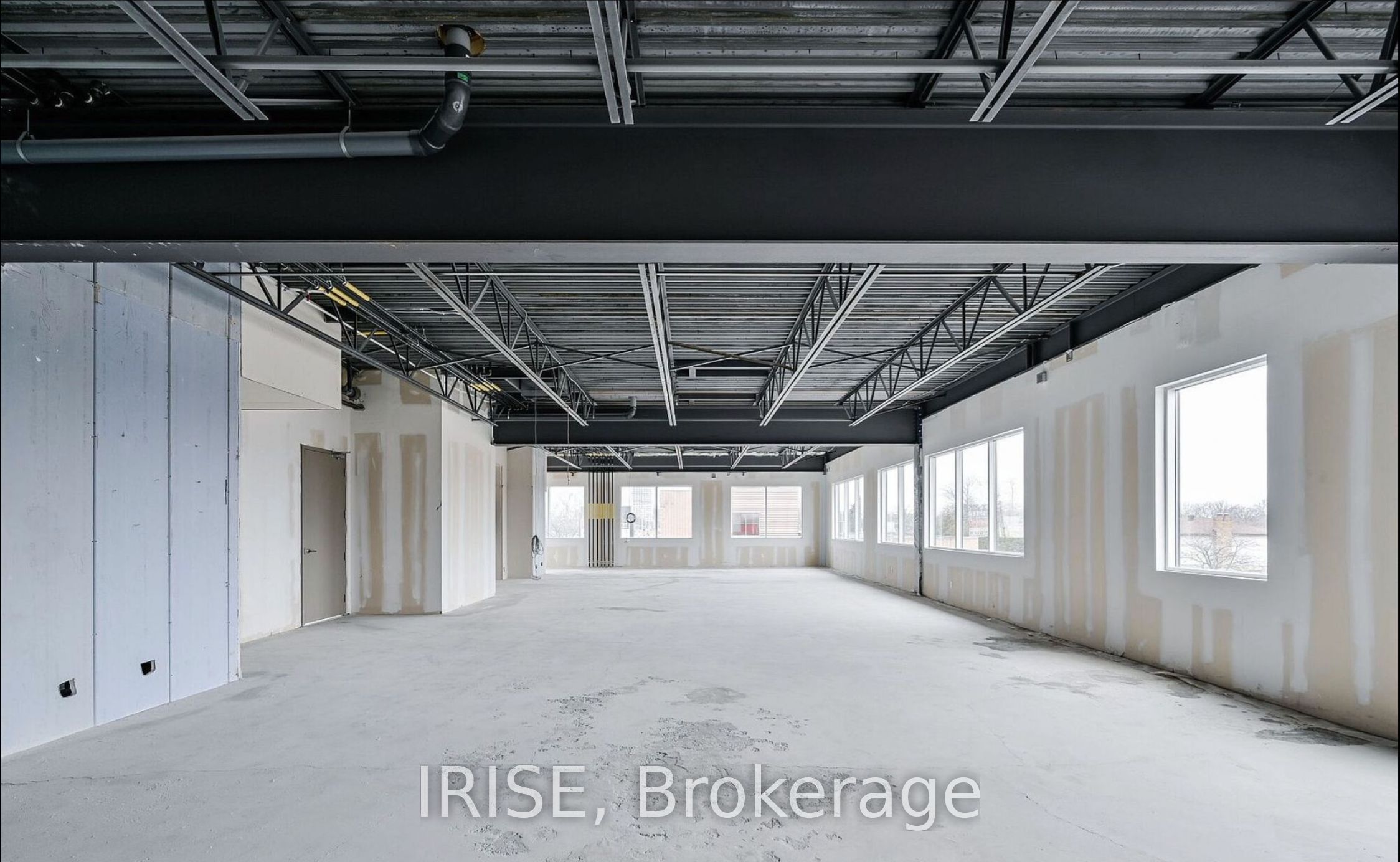 358 Speers Rd Property Photo 17