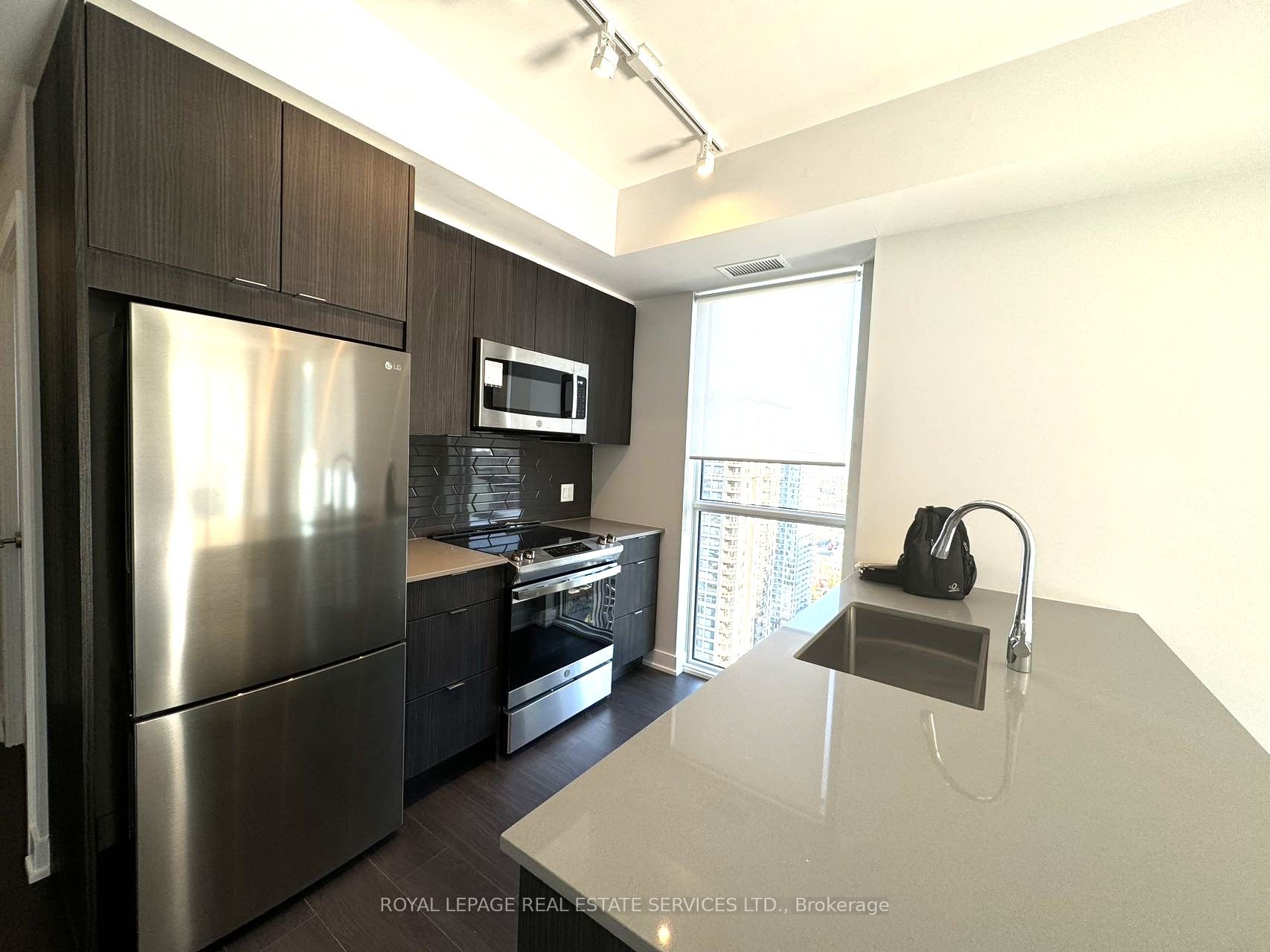 4130 Parkside Village Drive 3306 Property Photo 8