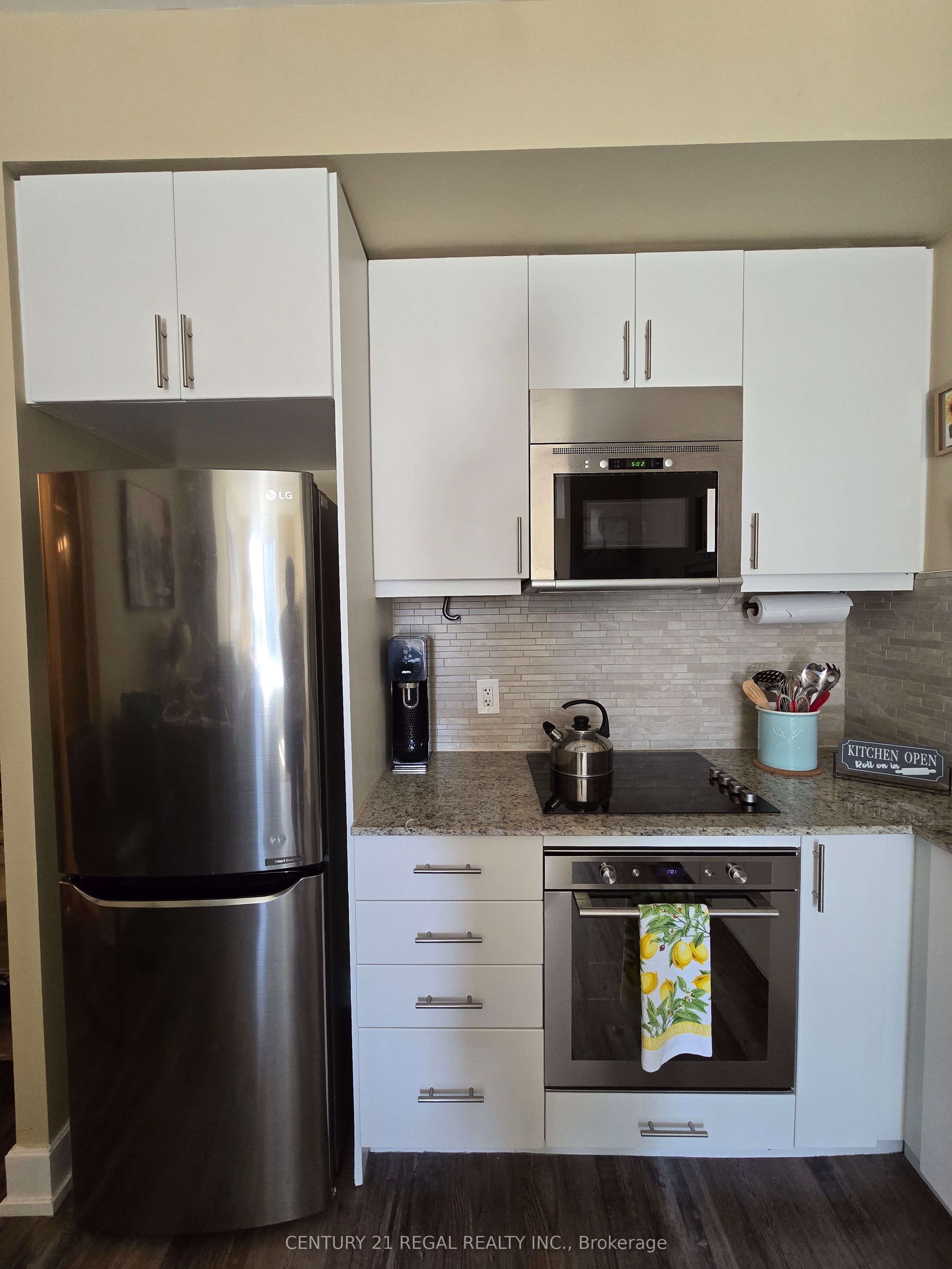 2 Eva Road 229 Property Photo 7