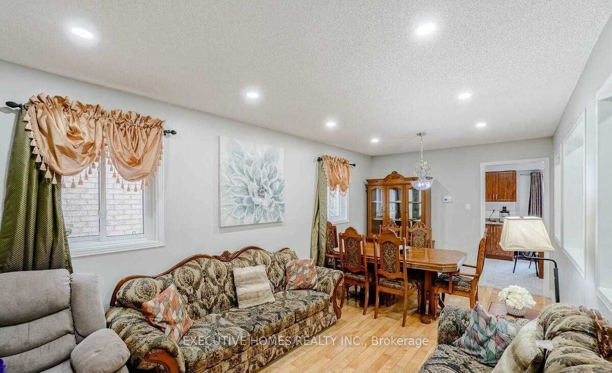 114 Toba Crescent Property Photo 8