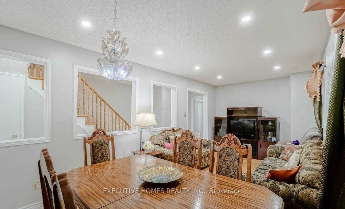 114 Toba Crescent Property Photo 10