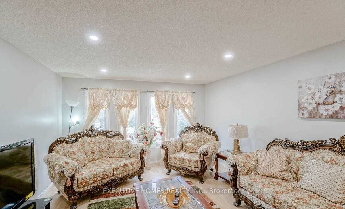 114 Toba Crescent Property Photo 22