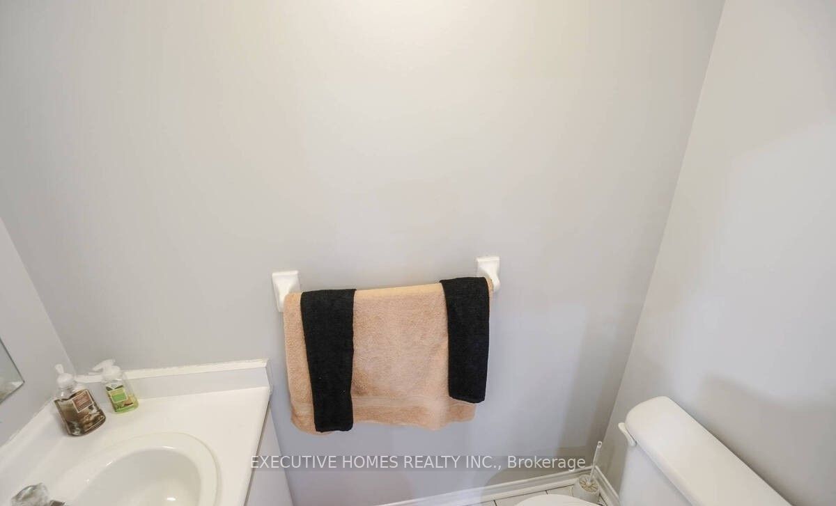 114 Toba Crescent Property Photo 24