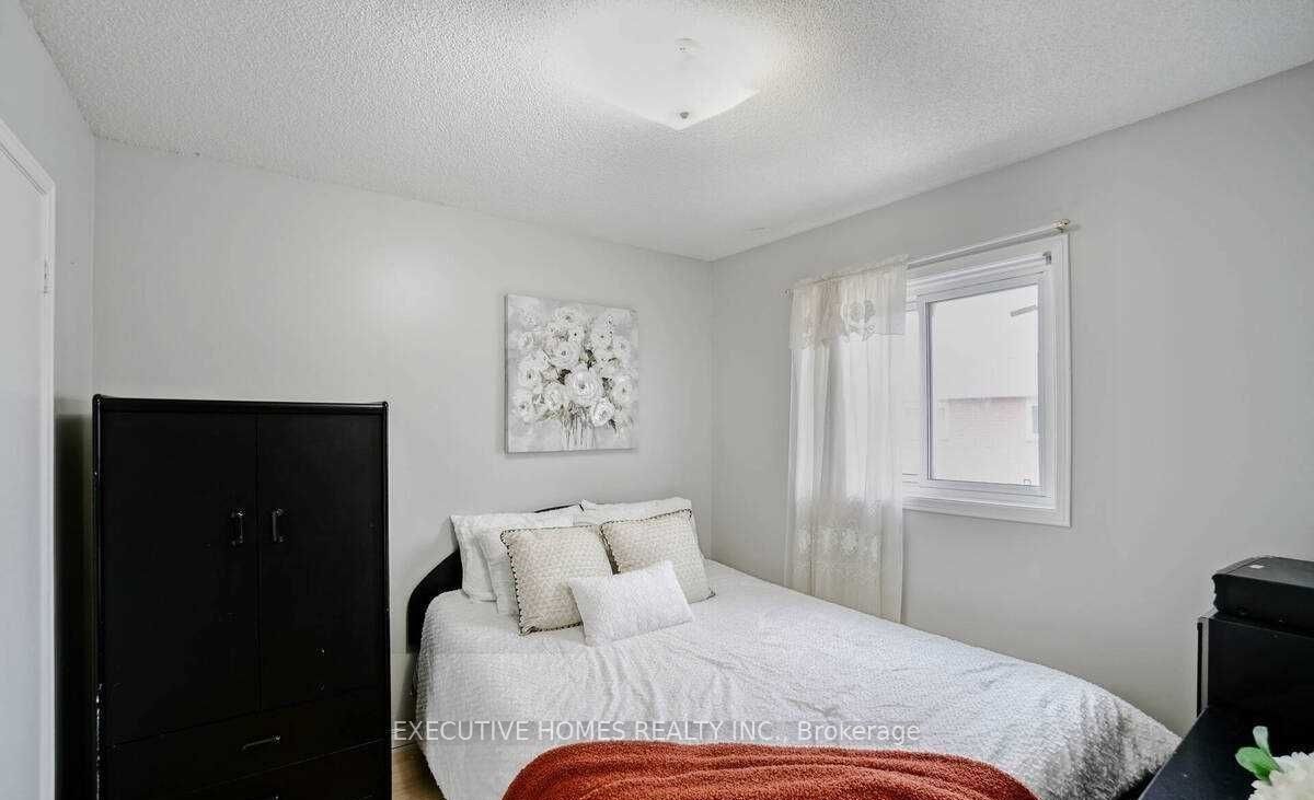 114 Toba Crescent Property Photo 32