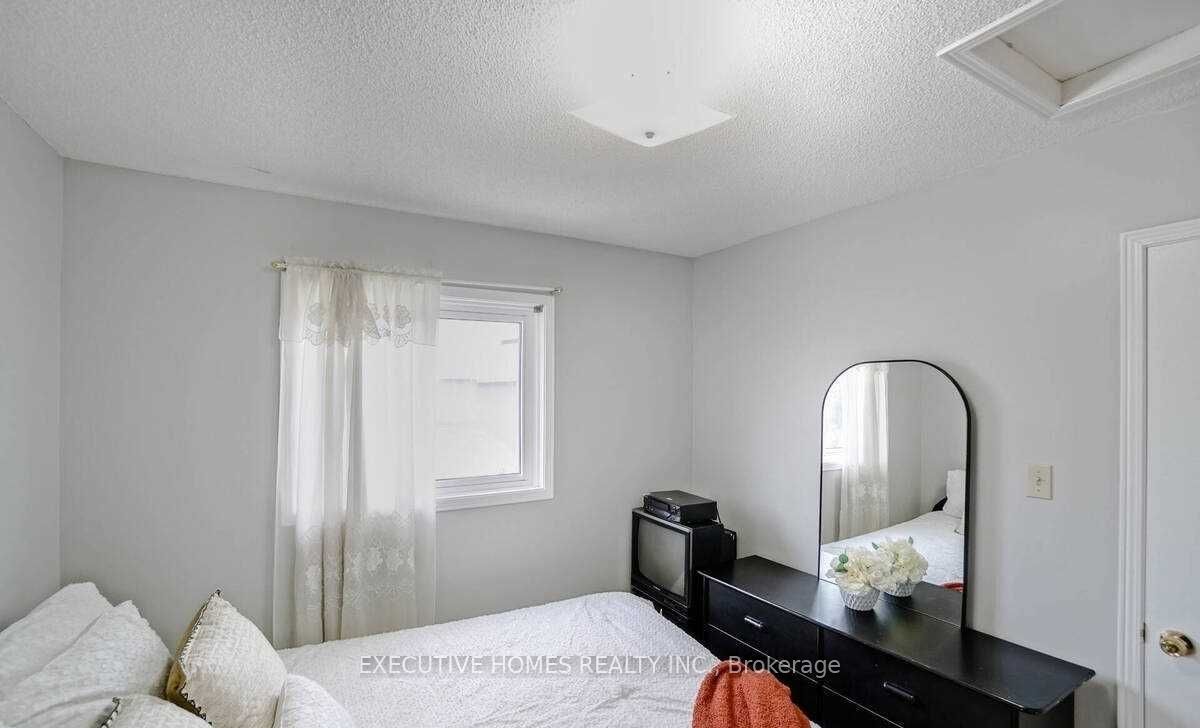 114 Toba Crescent Property Photo 33