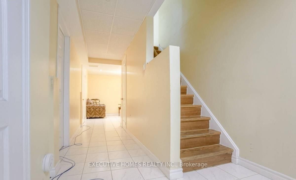 114 Toba Crescent Property Photo 36