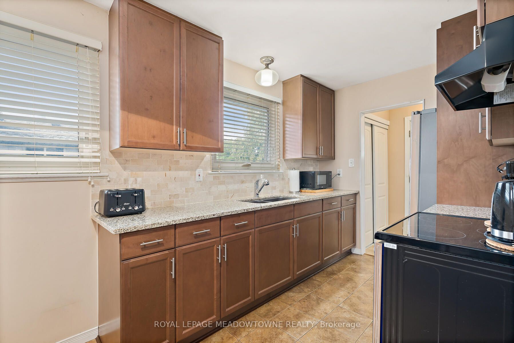 73 Jefferson Road Property Photo 15