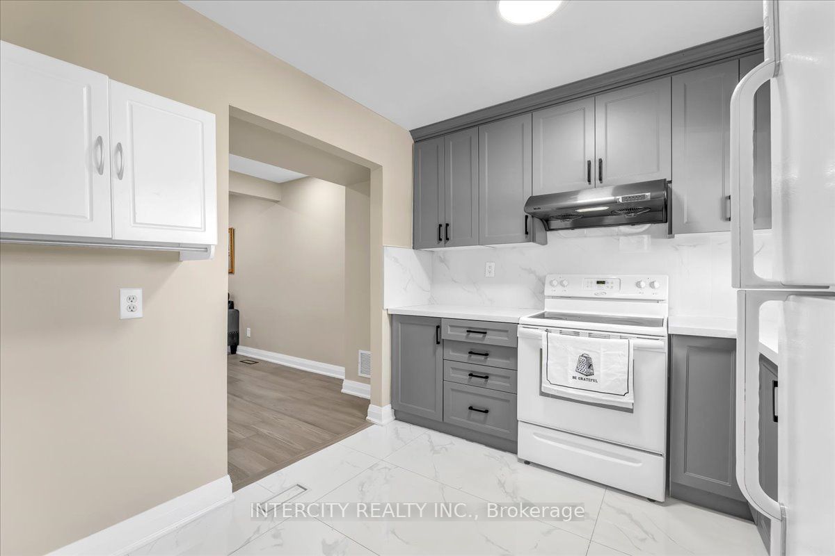 6 Hedley Court Property Photo 15