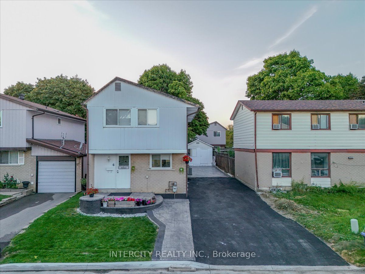 6 Hedley Court Property Photo 37