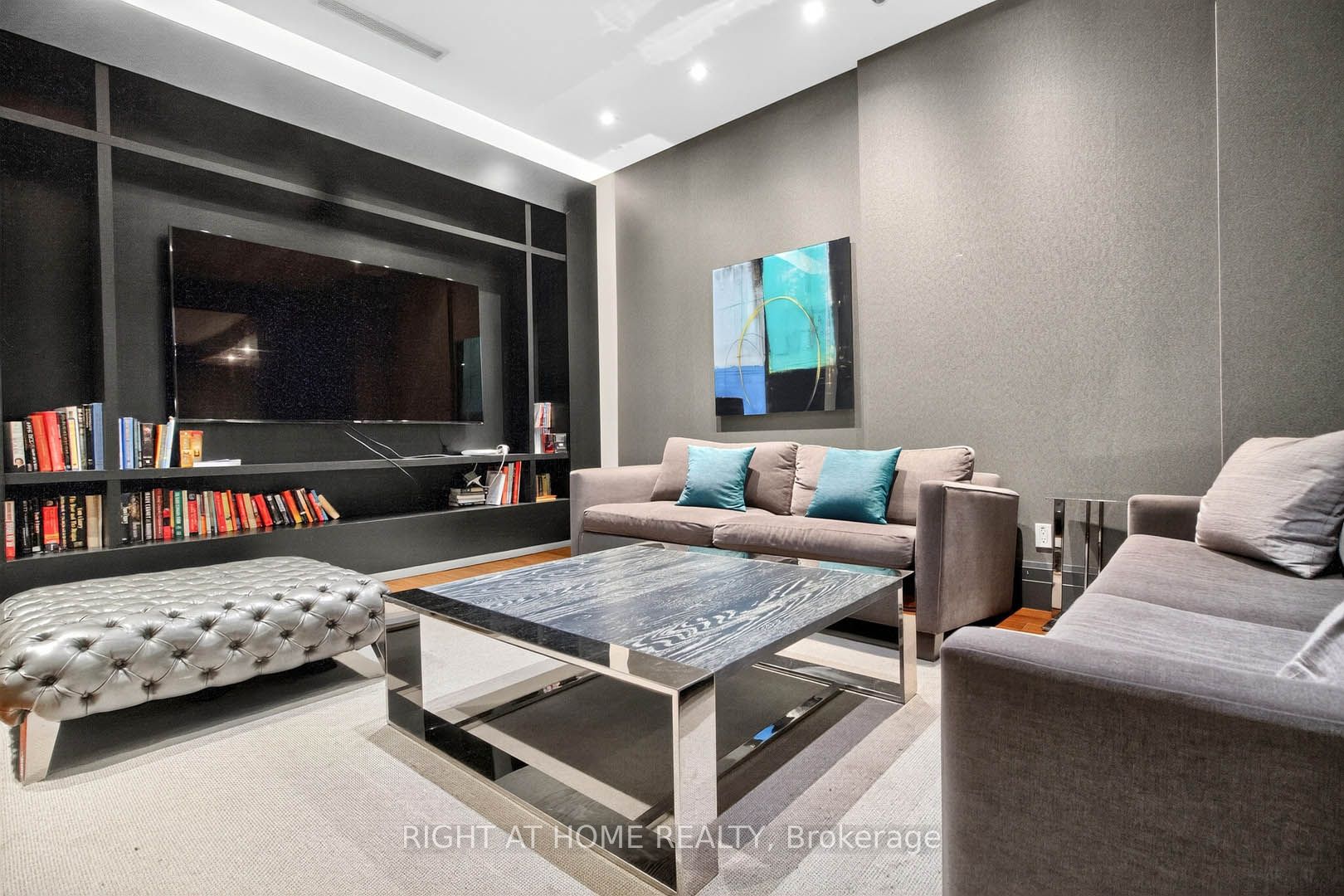 65 Speers Road 607 Property Photo 20