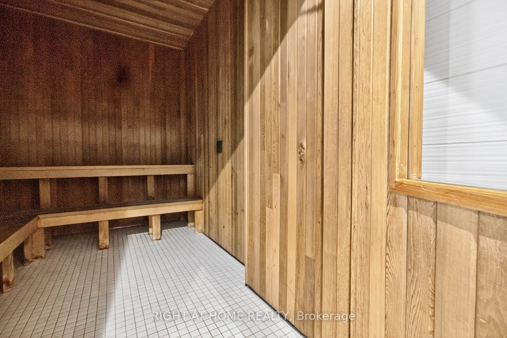 65 Speers Road 607 Property Photo 25