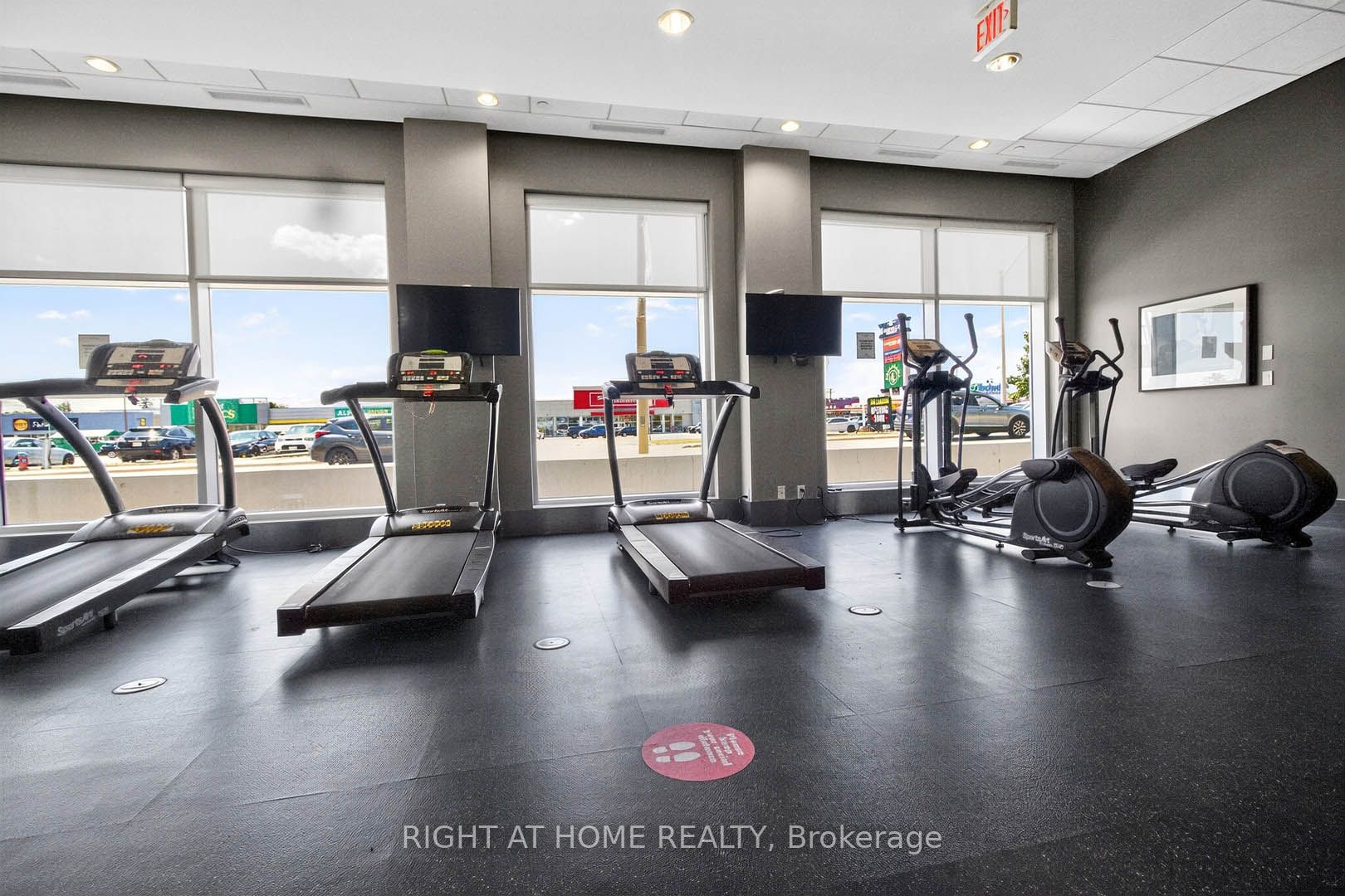 65 Speers Road 607 Property Photo 27