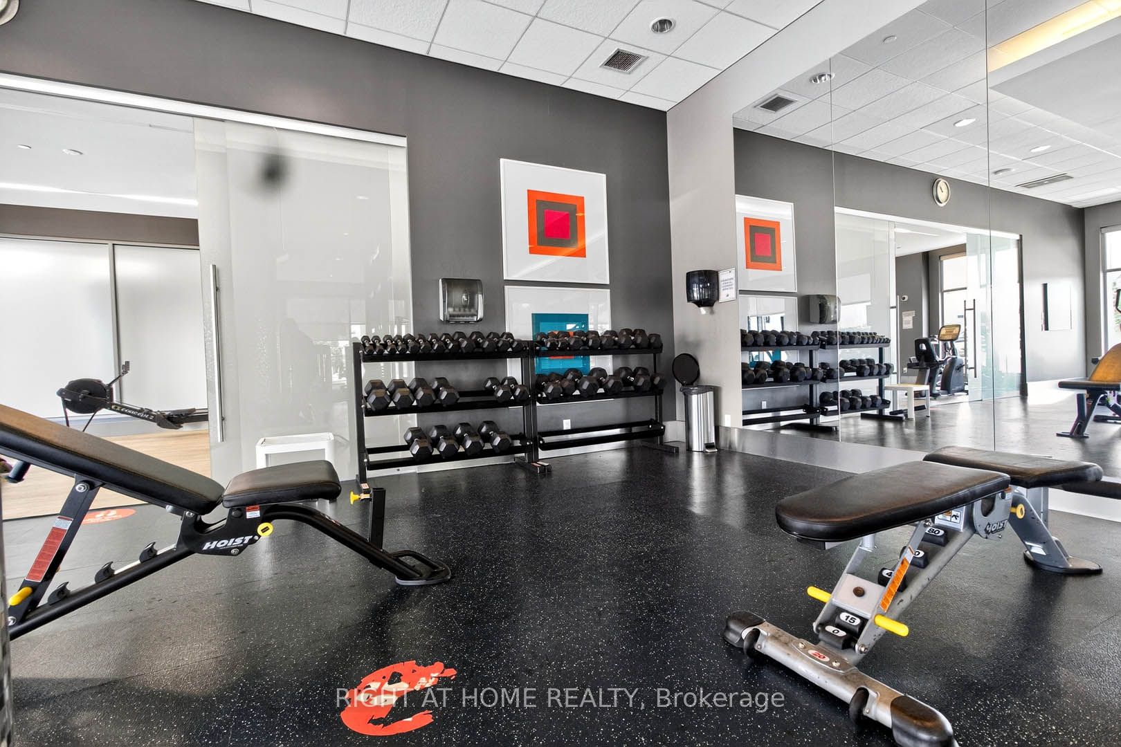 65 Speers Road 607 Property Photo 28