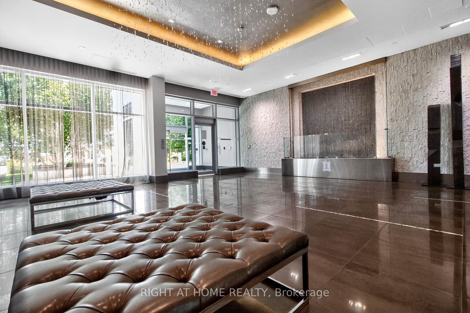 65 Speers Road 607 Property Photo 38