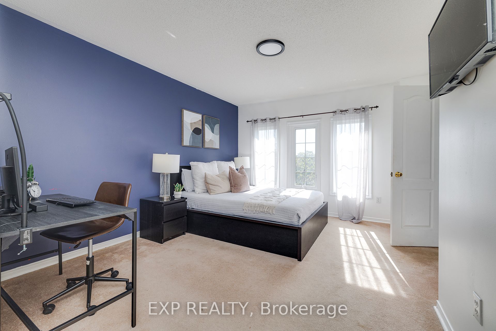 1591 South Parade Court 24 Property Photo 13