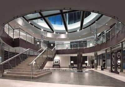 3880 Duke Of York Boulevard 1612 Property Photo 5