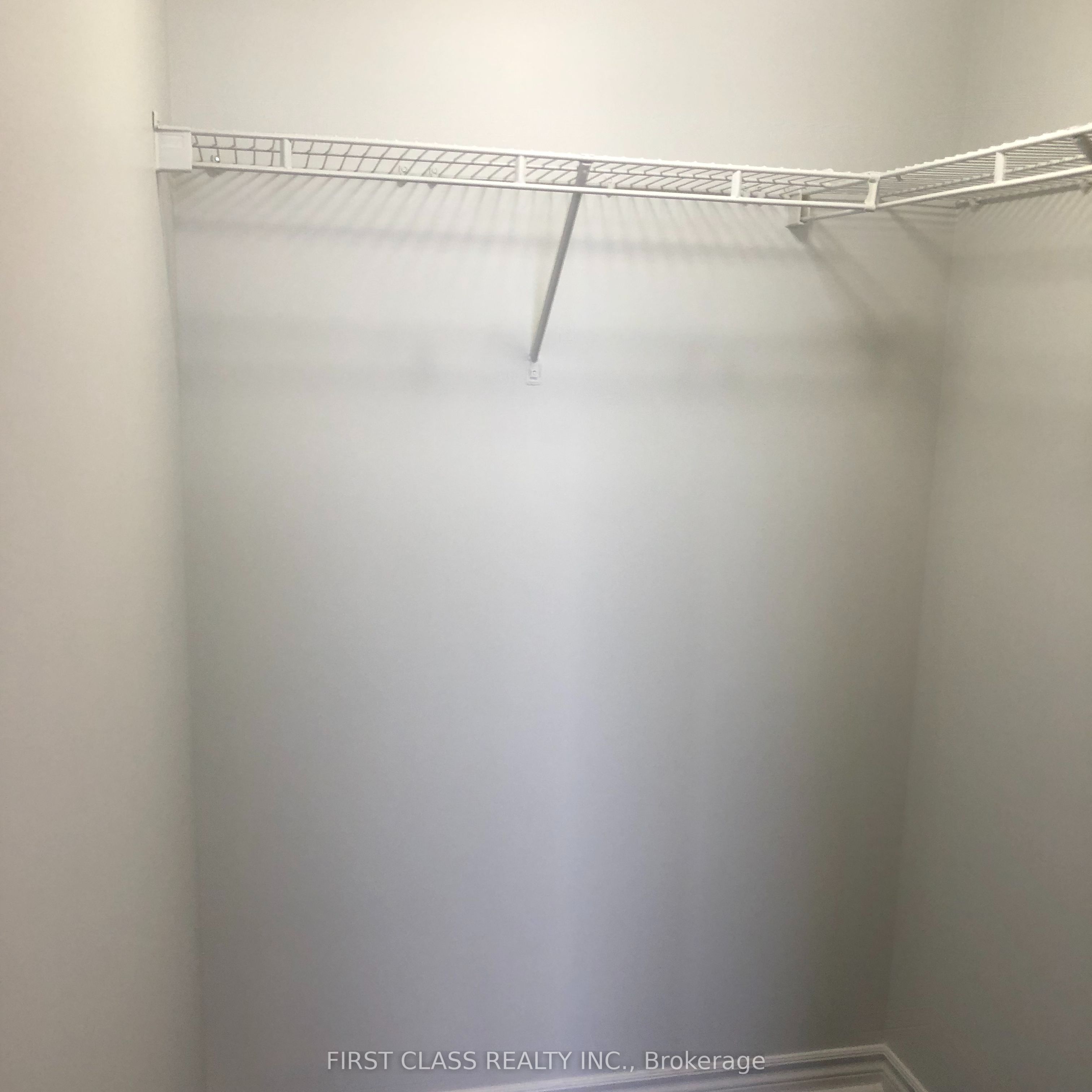 3880 Duke Of York Boulevard 1612 Property Photo 19