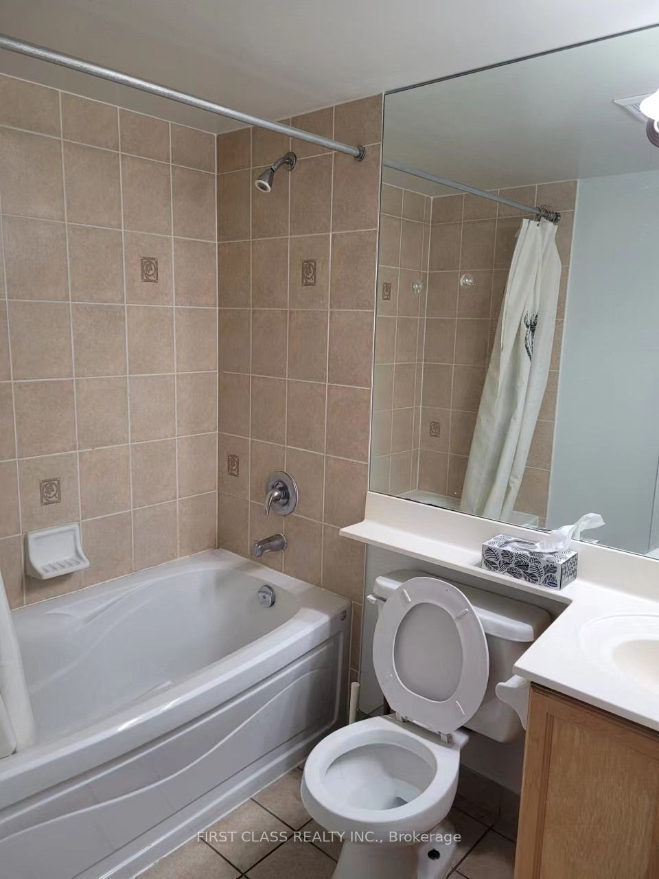 3880 Duke Of York Boulevard 1612 Property Photo 23