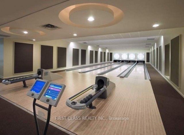 3880 Duke Of York Boulevard 1612 Property Photo 31