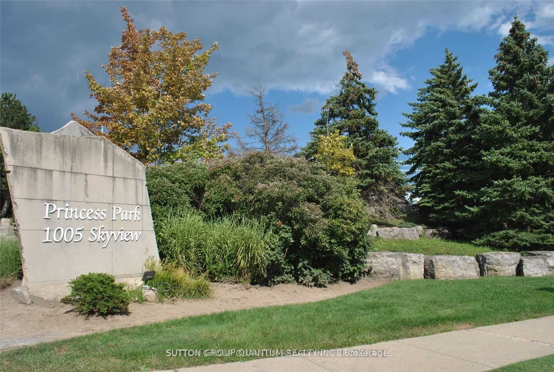 1005 Skyview Drive 202D Property Photo 1