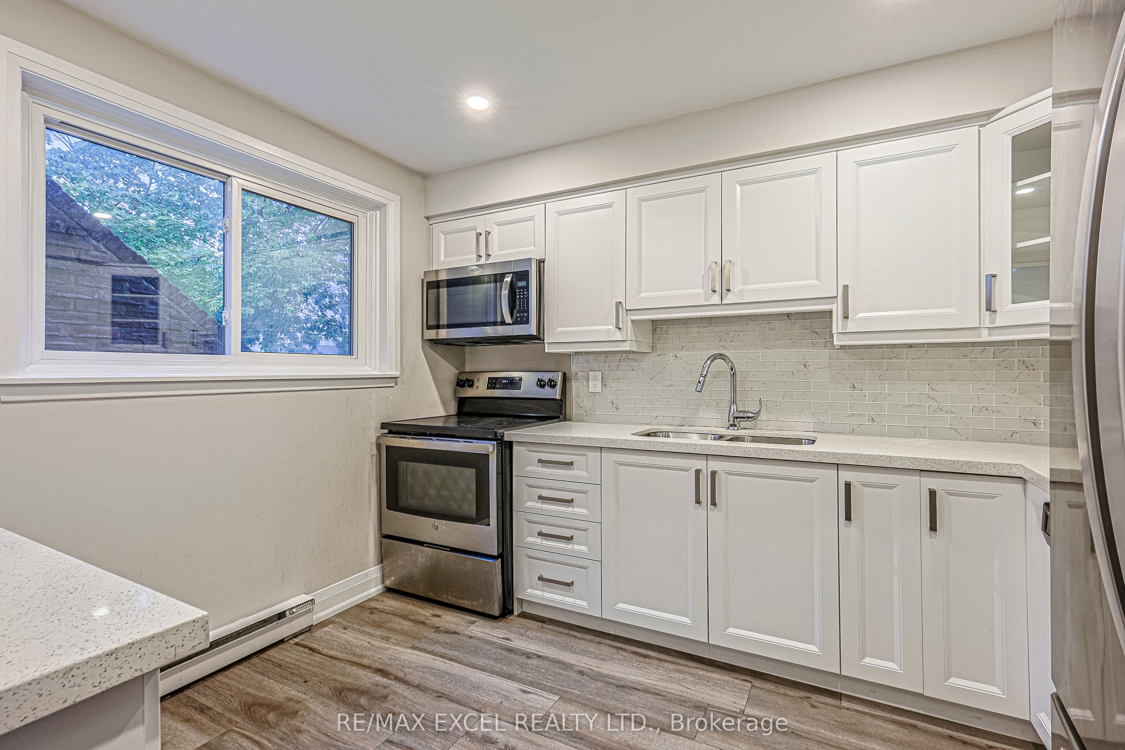 81 Irwin Road 18 Property Photo 4