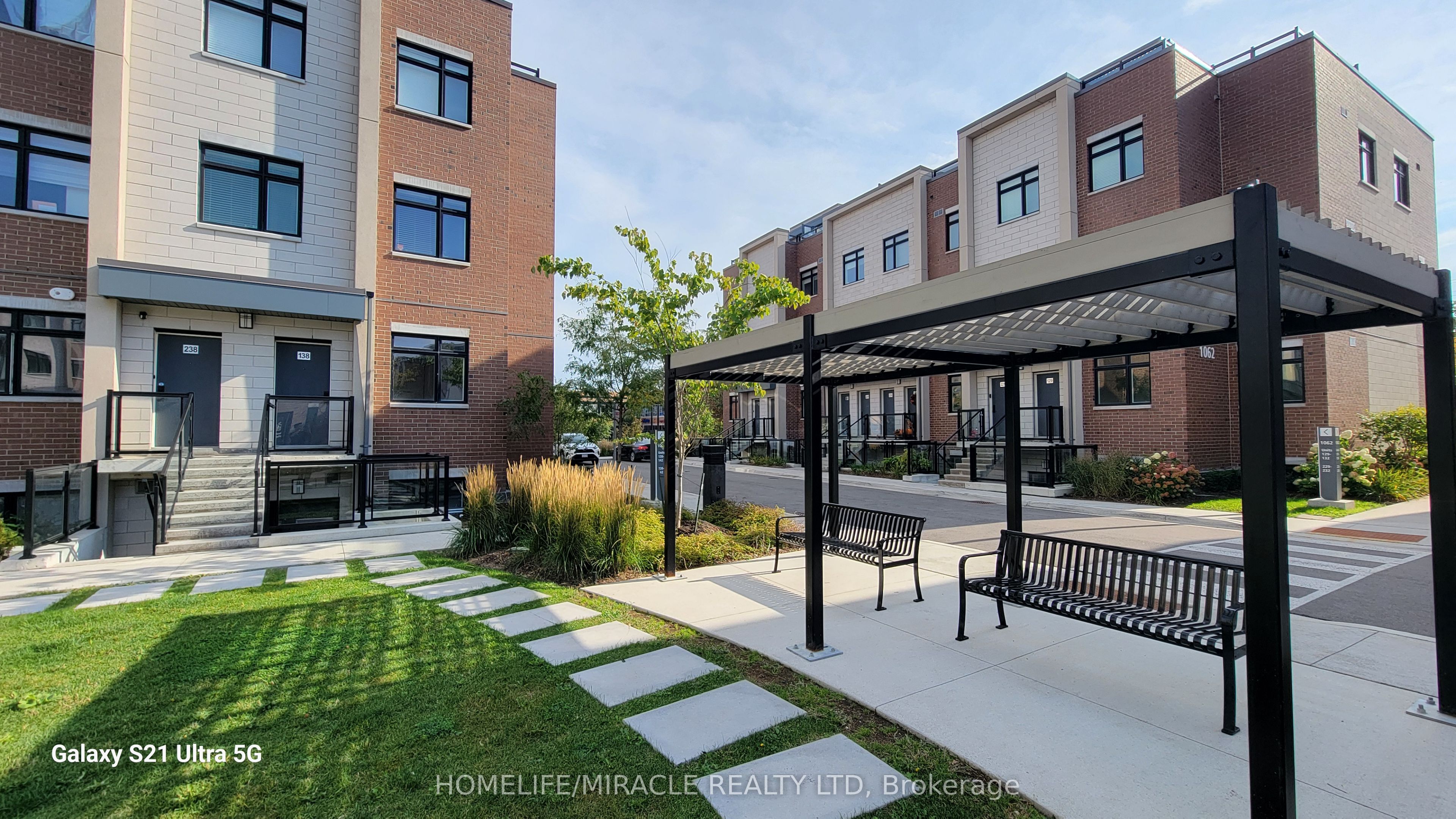 1060 Douglas Mccurdy Comm Road 134 Property Photo 2