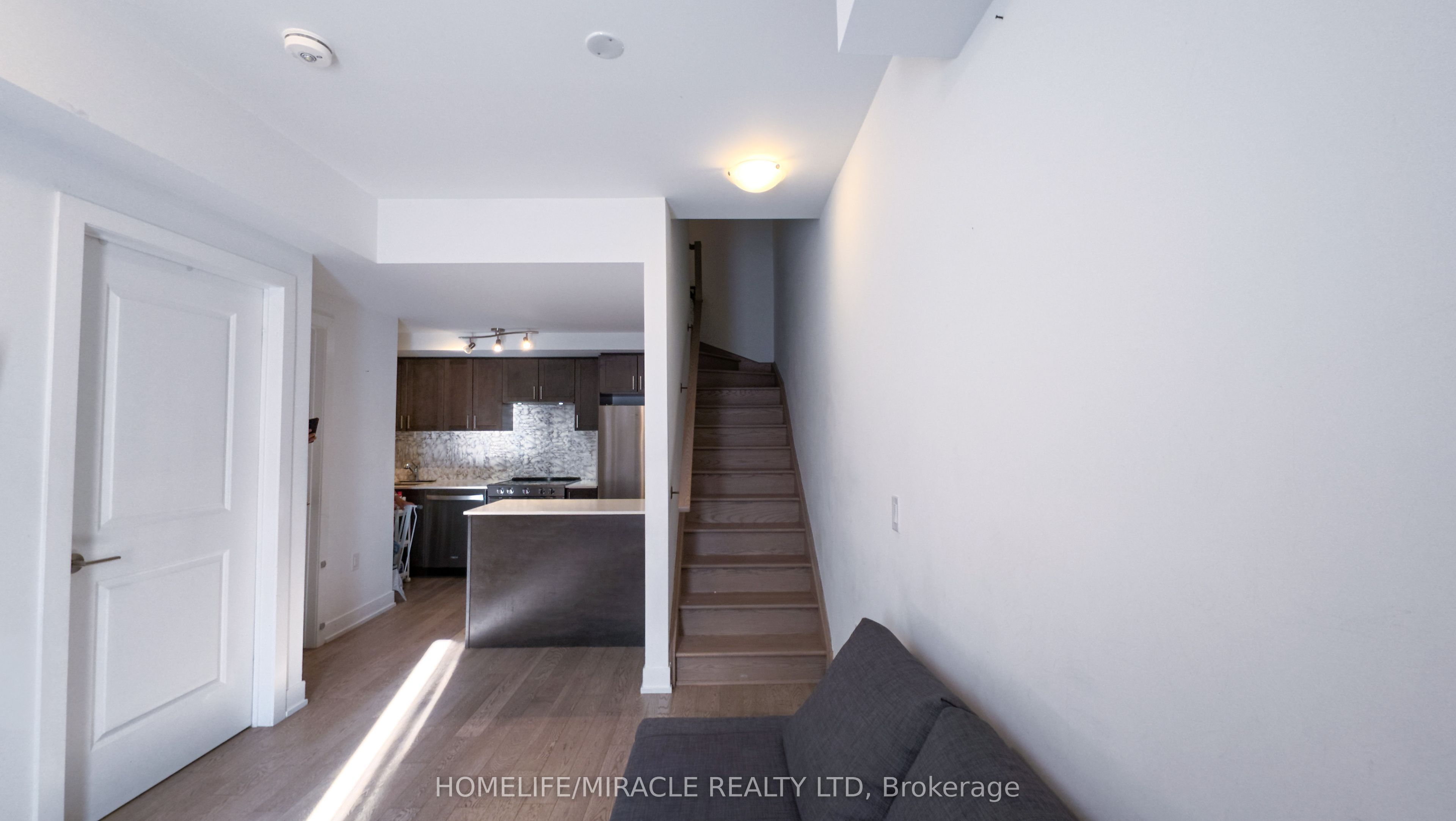 1060 Douglas Mccurdy Comm Road 134 Property Photo 7