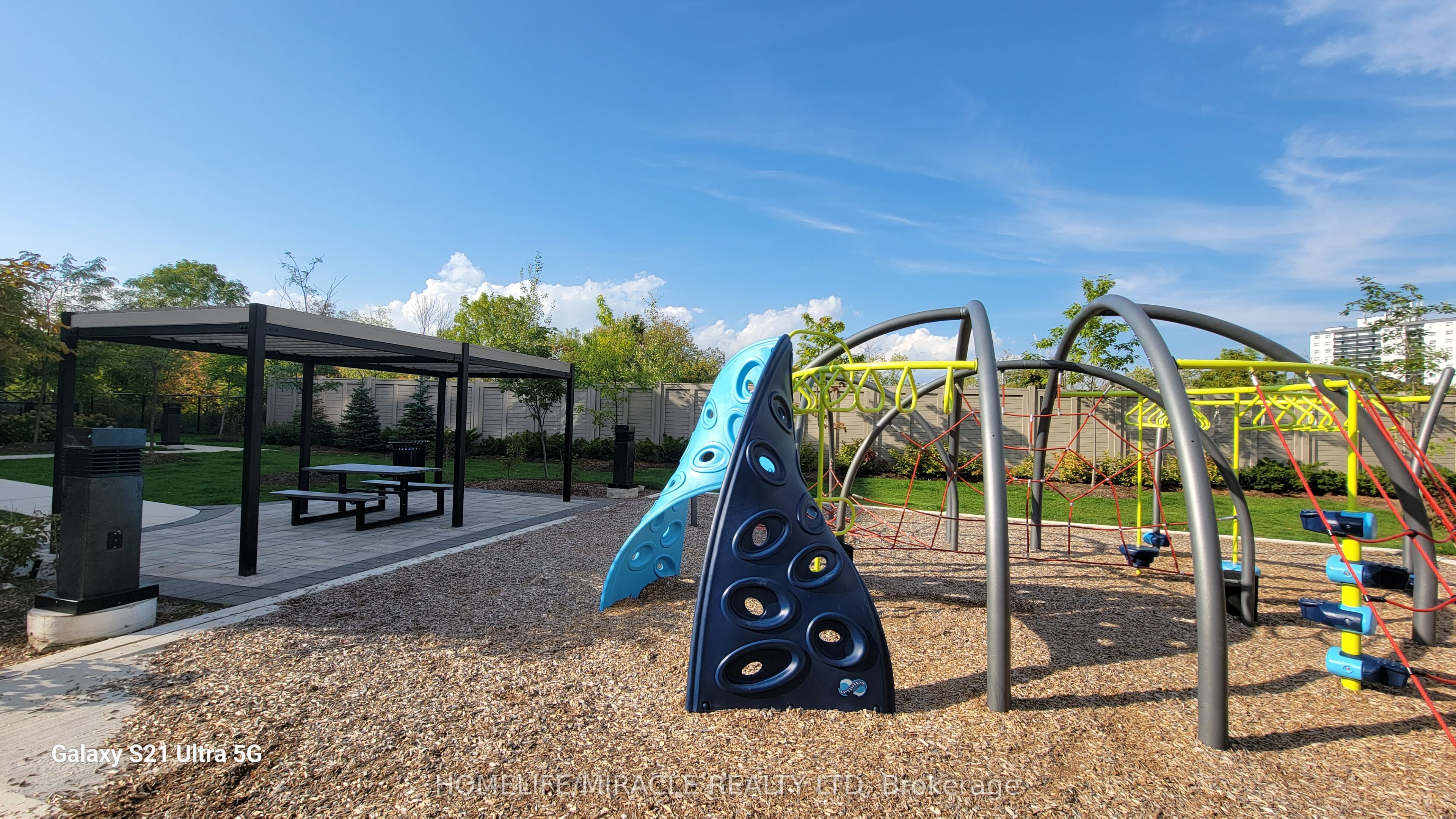 1060 Douglas Mccurdy Comm Road 134 Property Photo 17