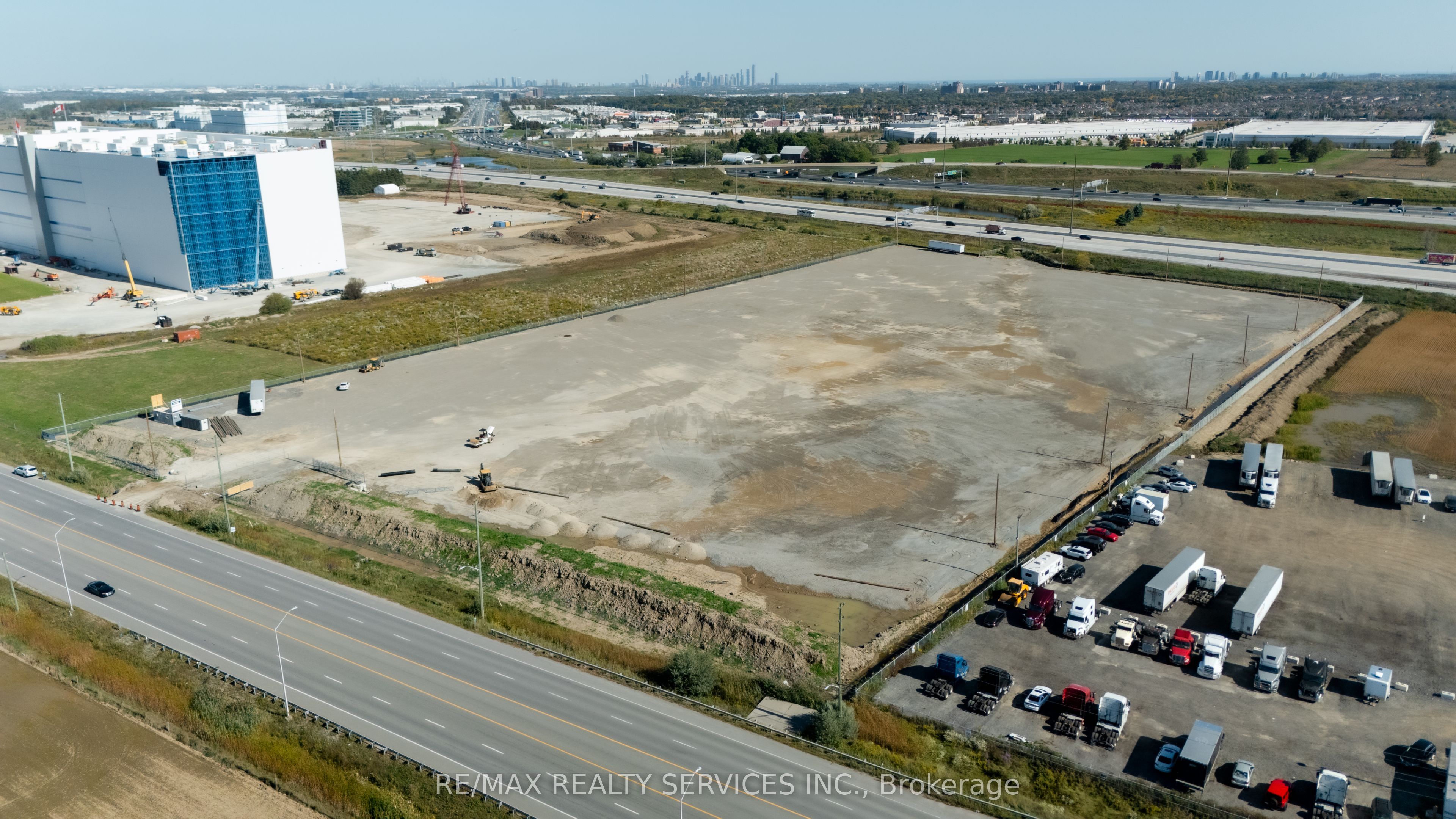 0 Steeles Avenue Property Photo 31