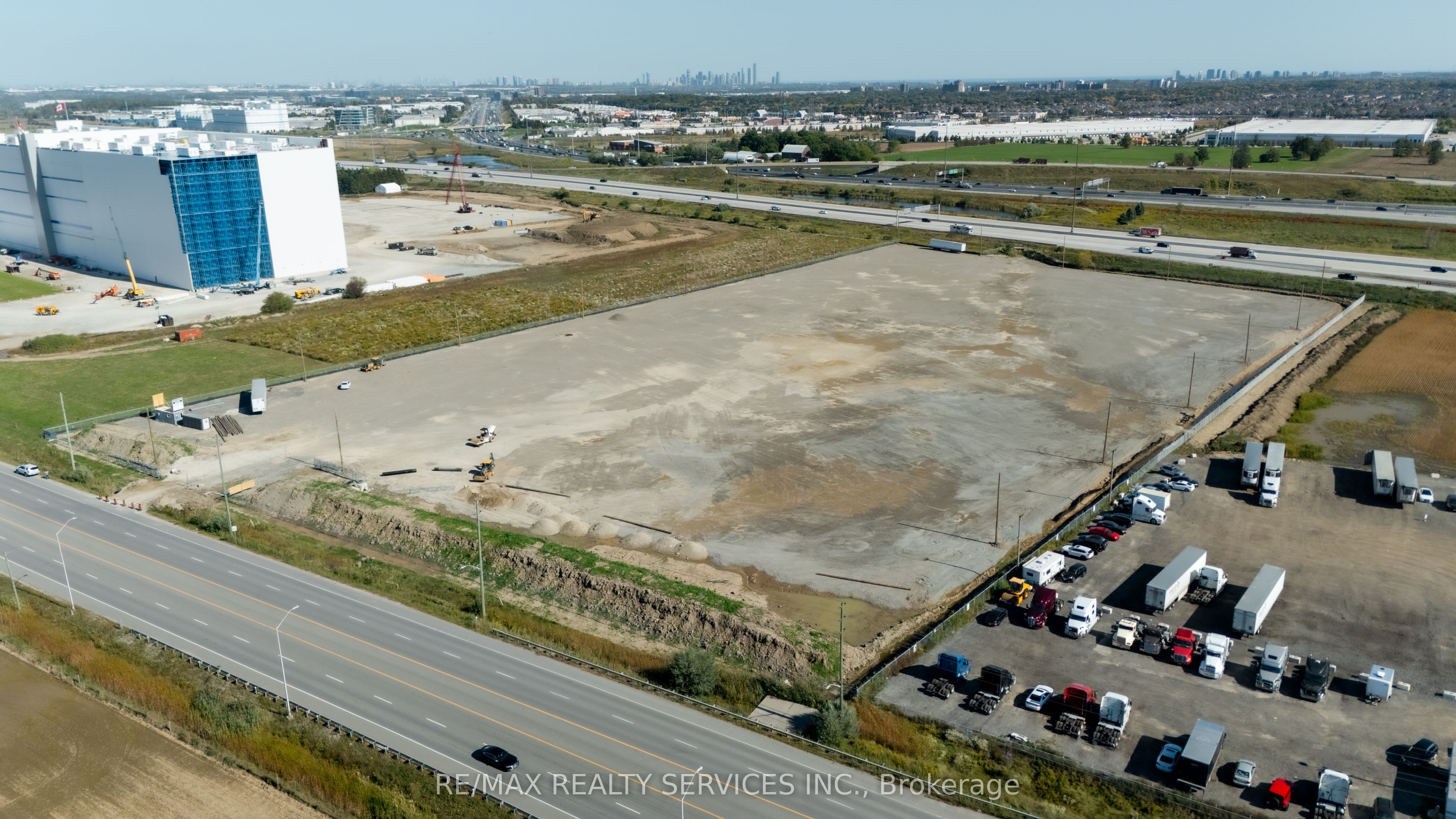 0 Steeles Avenue Property Photo 32