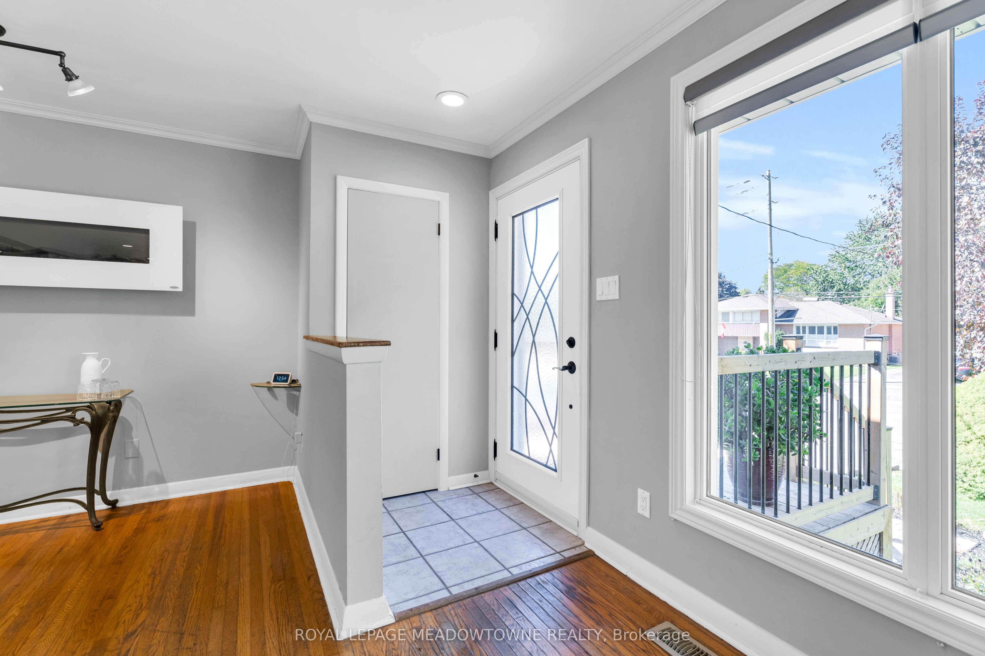 79 Rexway Drive Property Photo 4