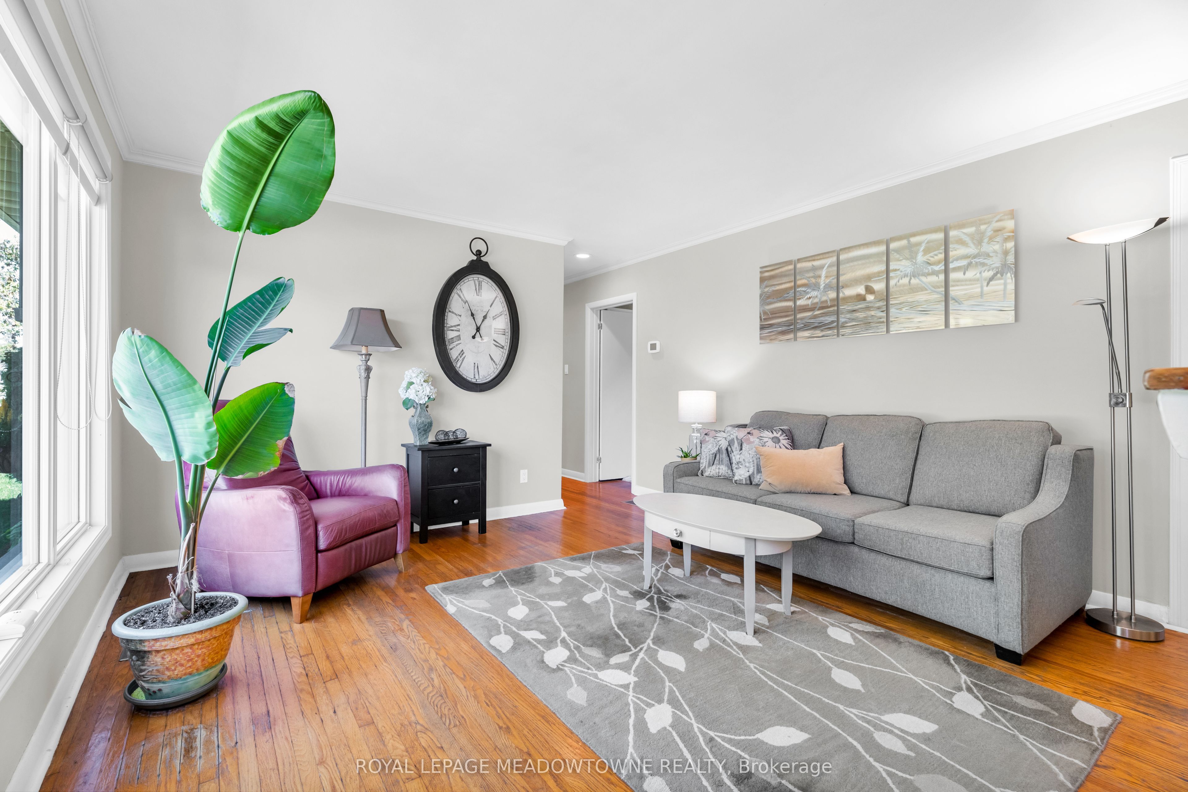 79 Rexway Drive Property Photo 5