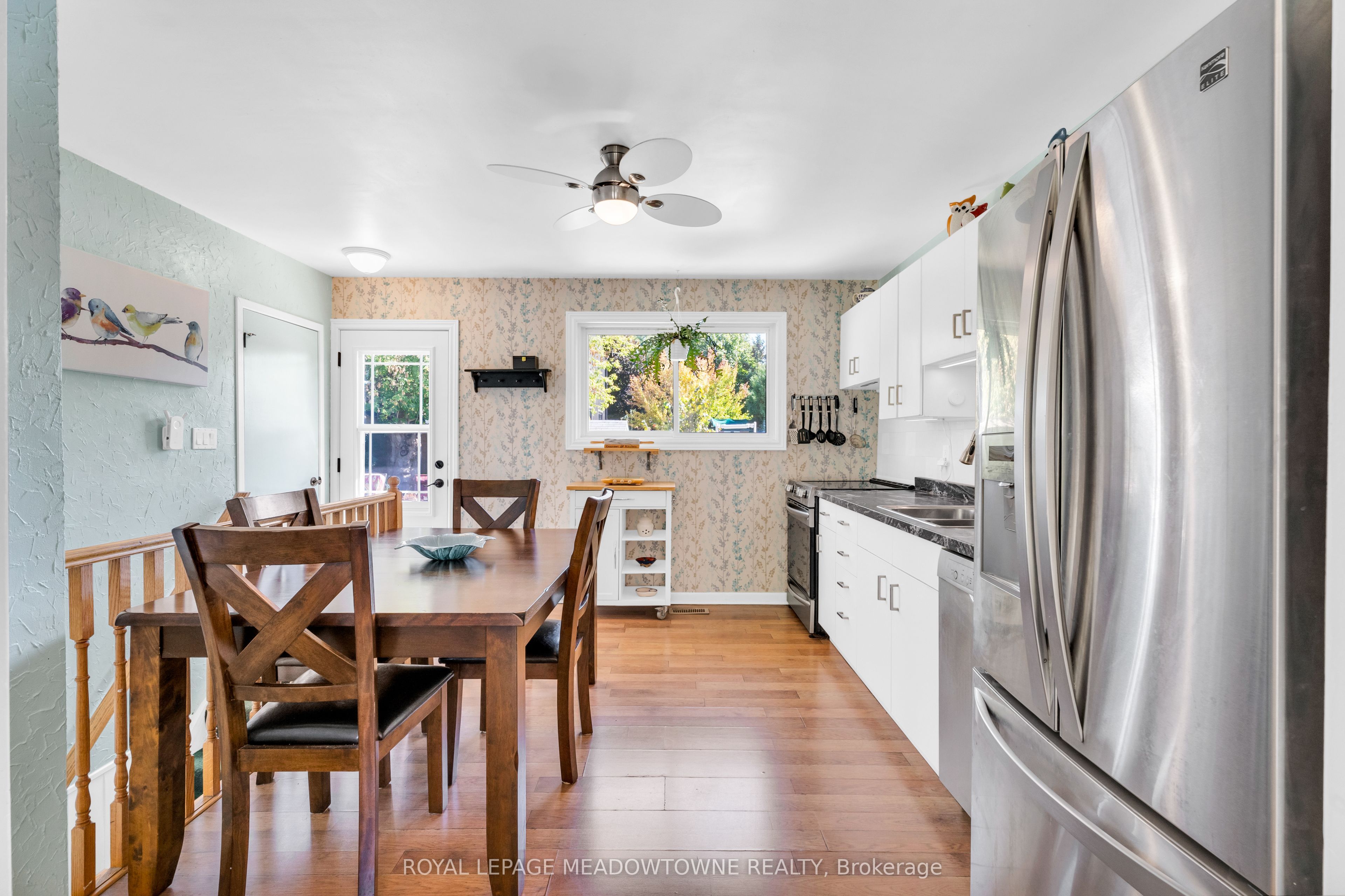 79 Rexway Drive Property Photo 8