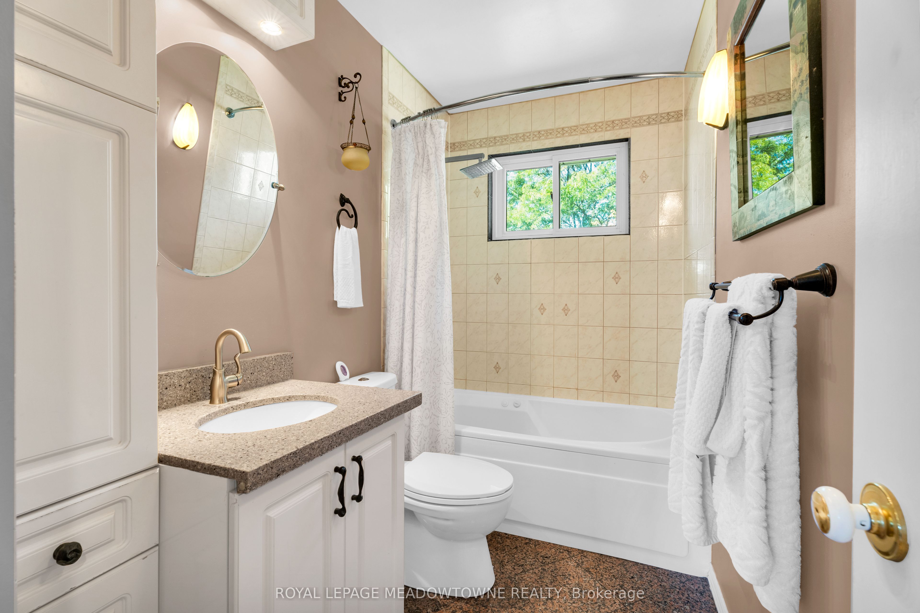 79 Rexway Drive Property Photo 19