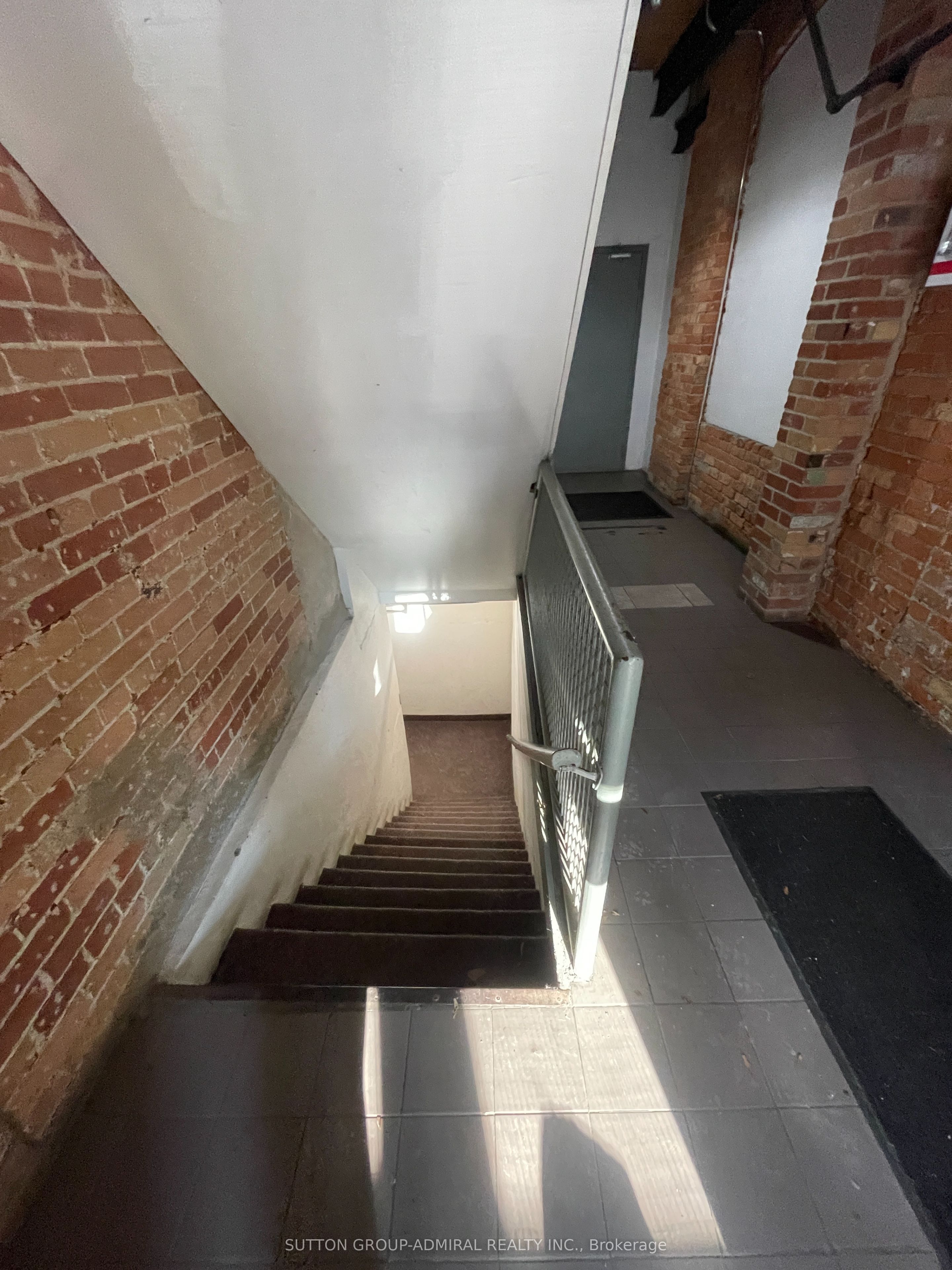 34 Noble Street L103 Property Photo 3