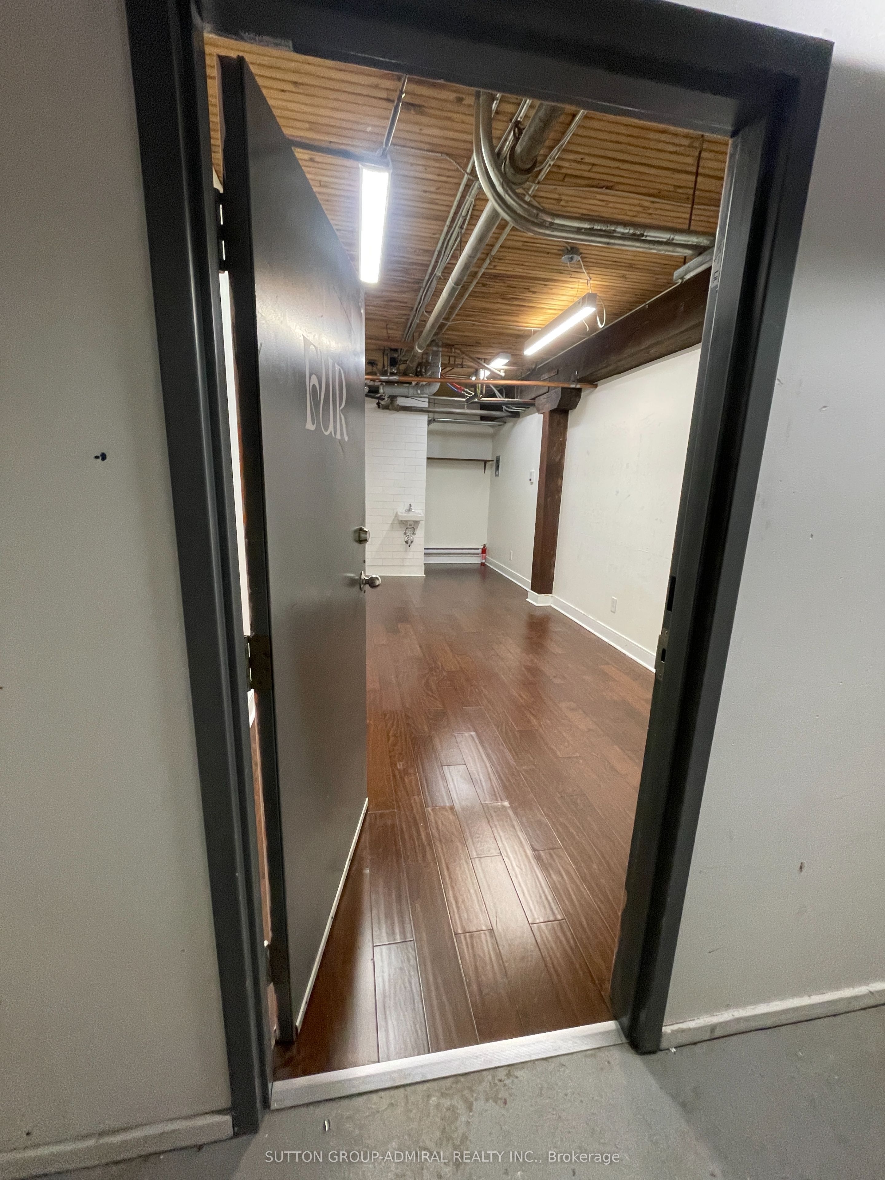 34 Noble Street L103 Property Photo 7